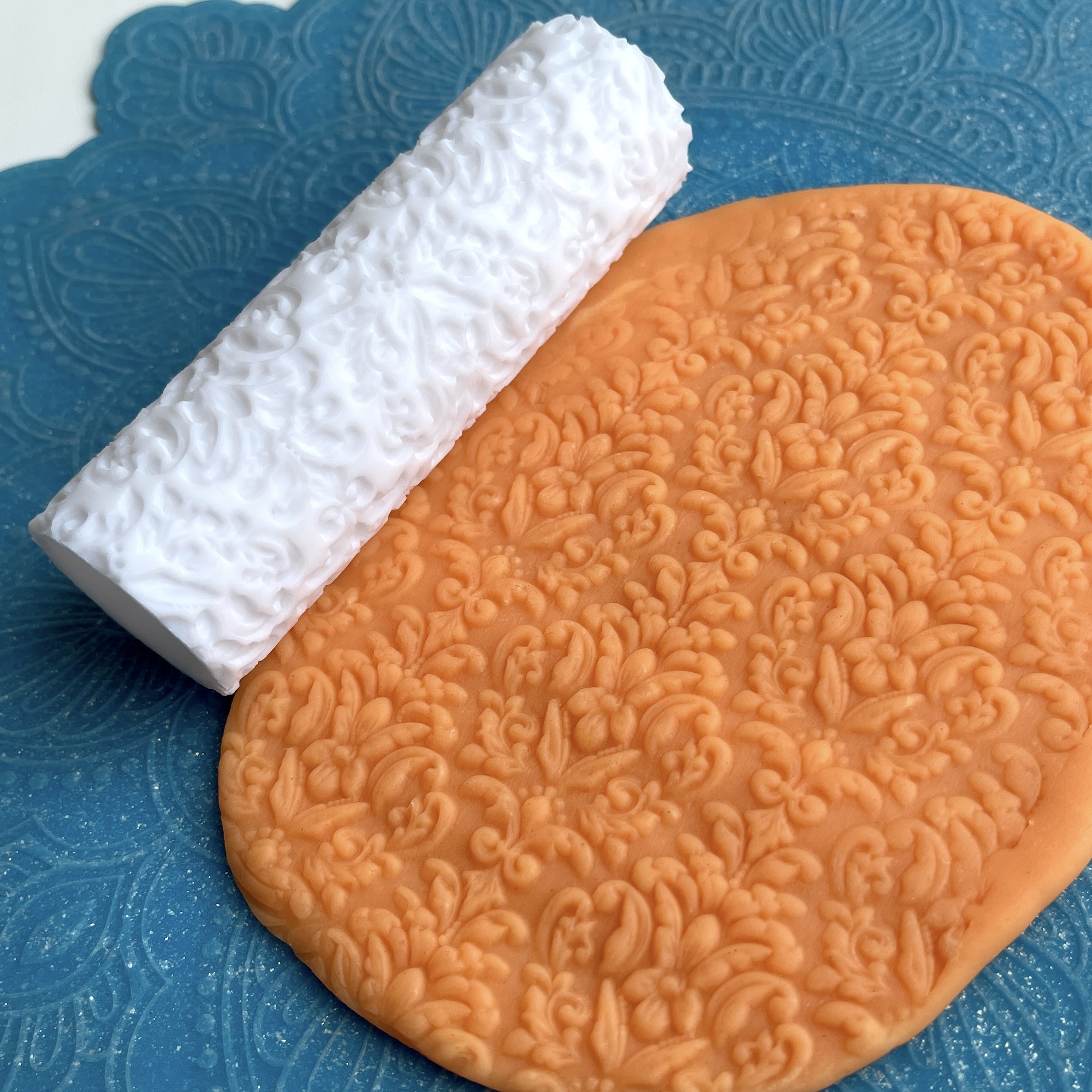 Текстурный ролик (скалка) "Дамаск 4" (L), площадь 100x100 мм