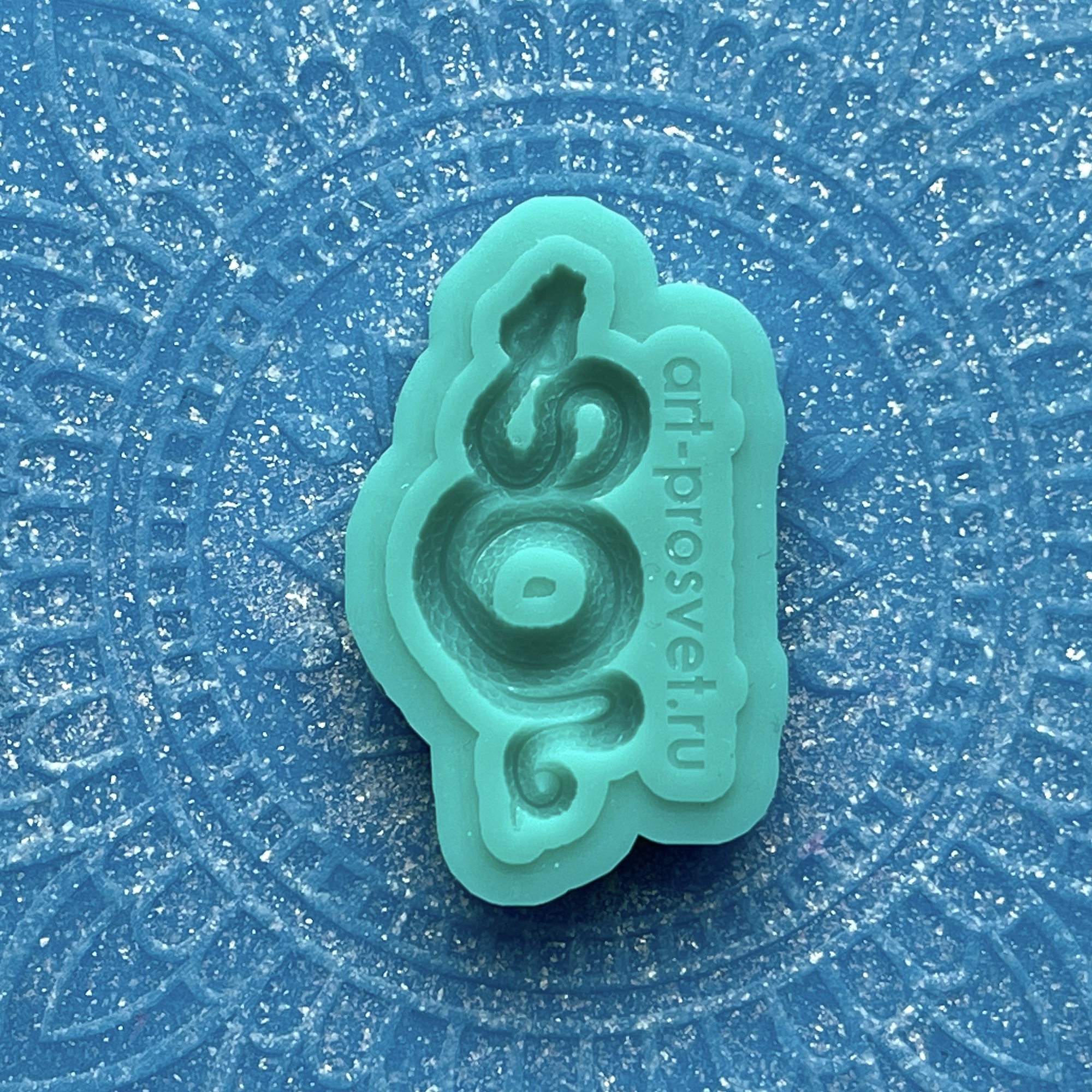 Молд "Змея щитоморник" (XS)