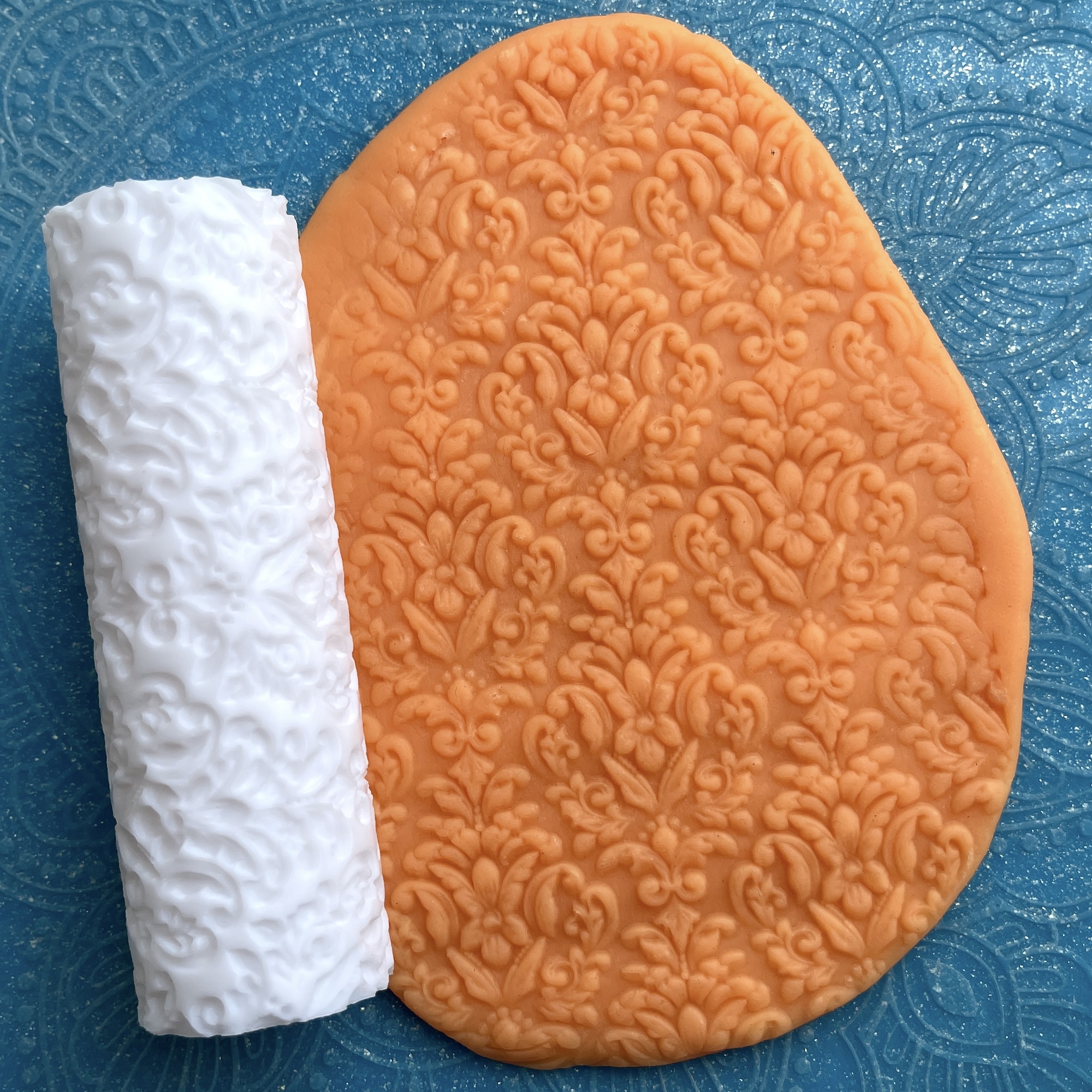 Текстурный ролик (скалка) "Дамаск 4" (L), площадь 100x100 мм