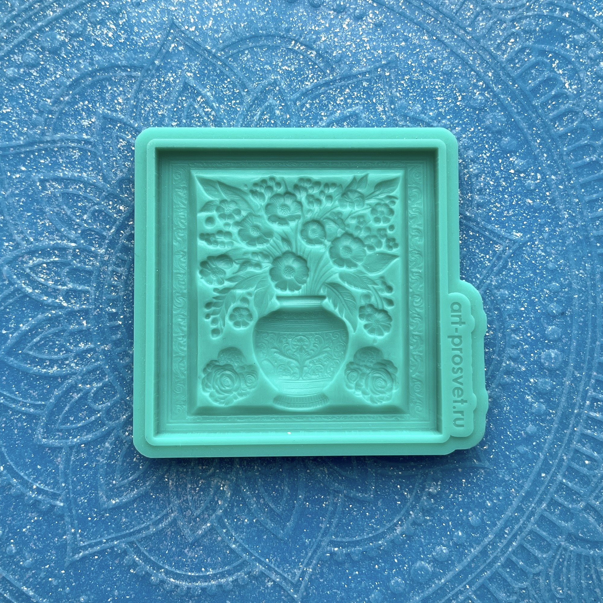 Молд  плитка-барельеф "Ваза с цветами в рамке" (S)