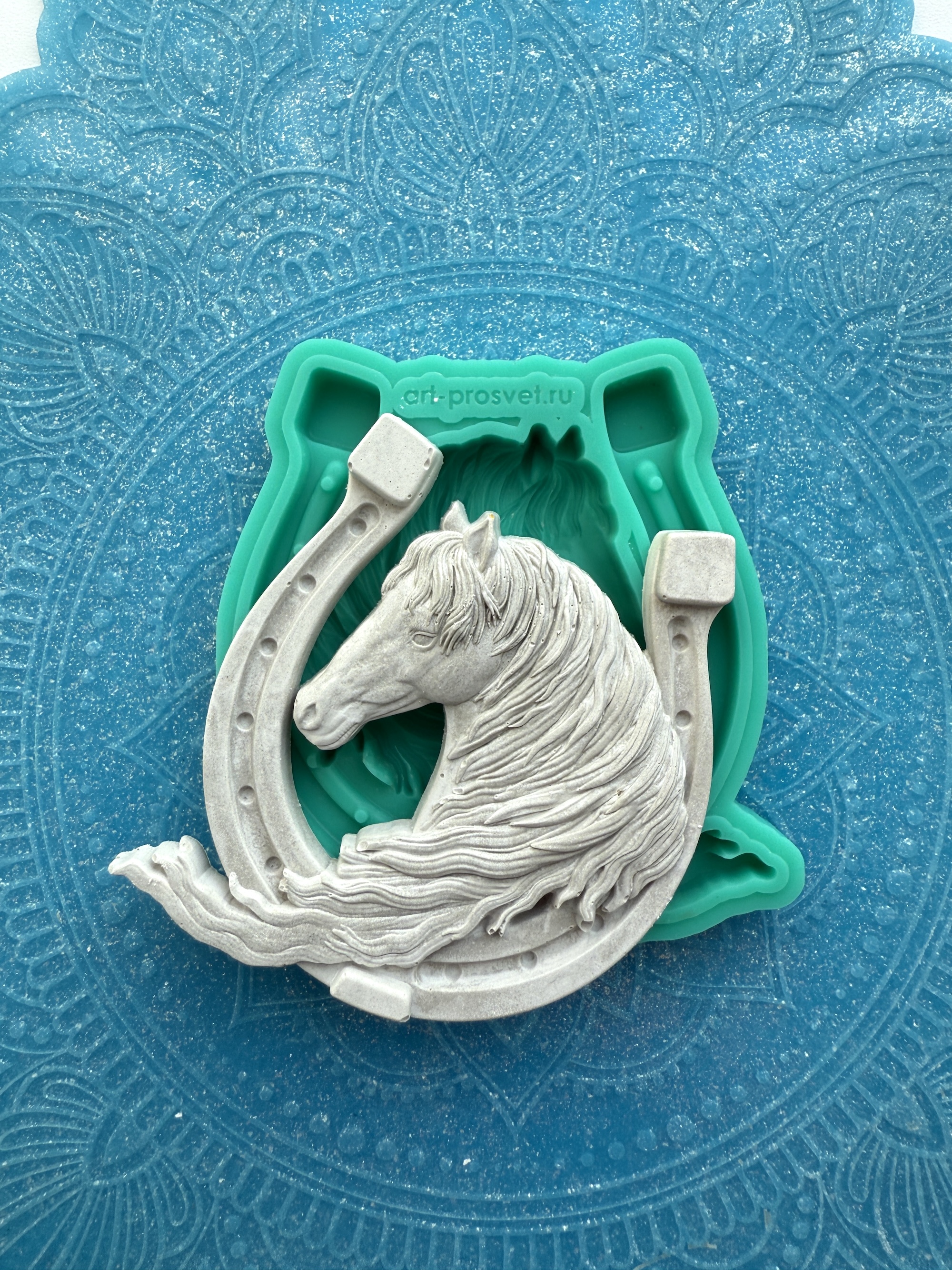 Молд панно "Лошадь в подкове 2" (M)