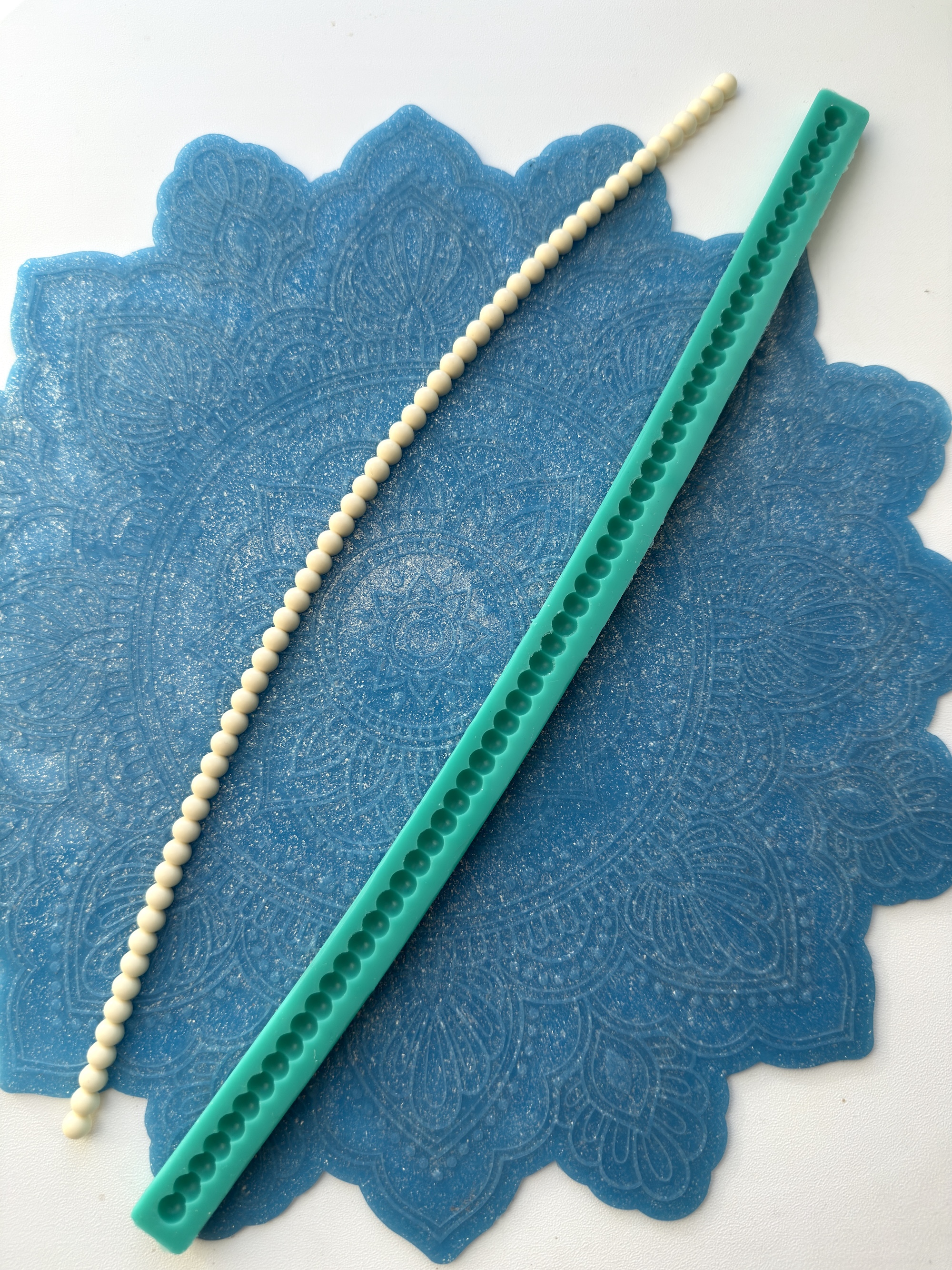 Молд бордюр "Жемчужины" (XXL)