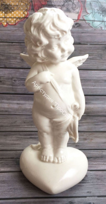 Статуэтка "Ангел на сердце 4", искусственный мрамор