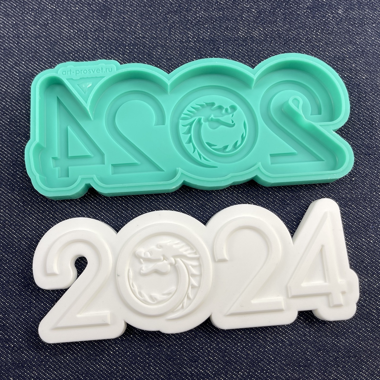 Молд надпись "2024" с драконом (L)