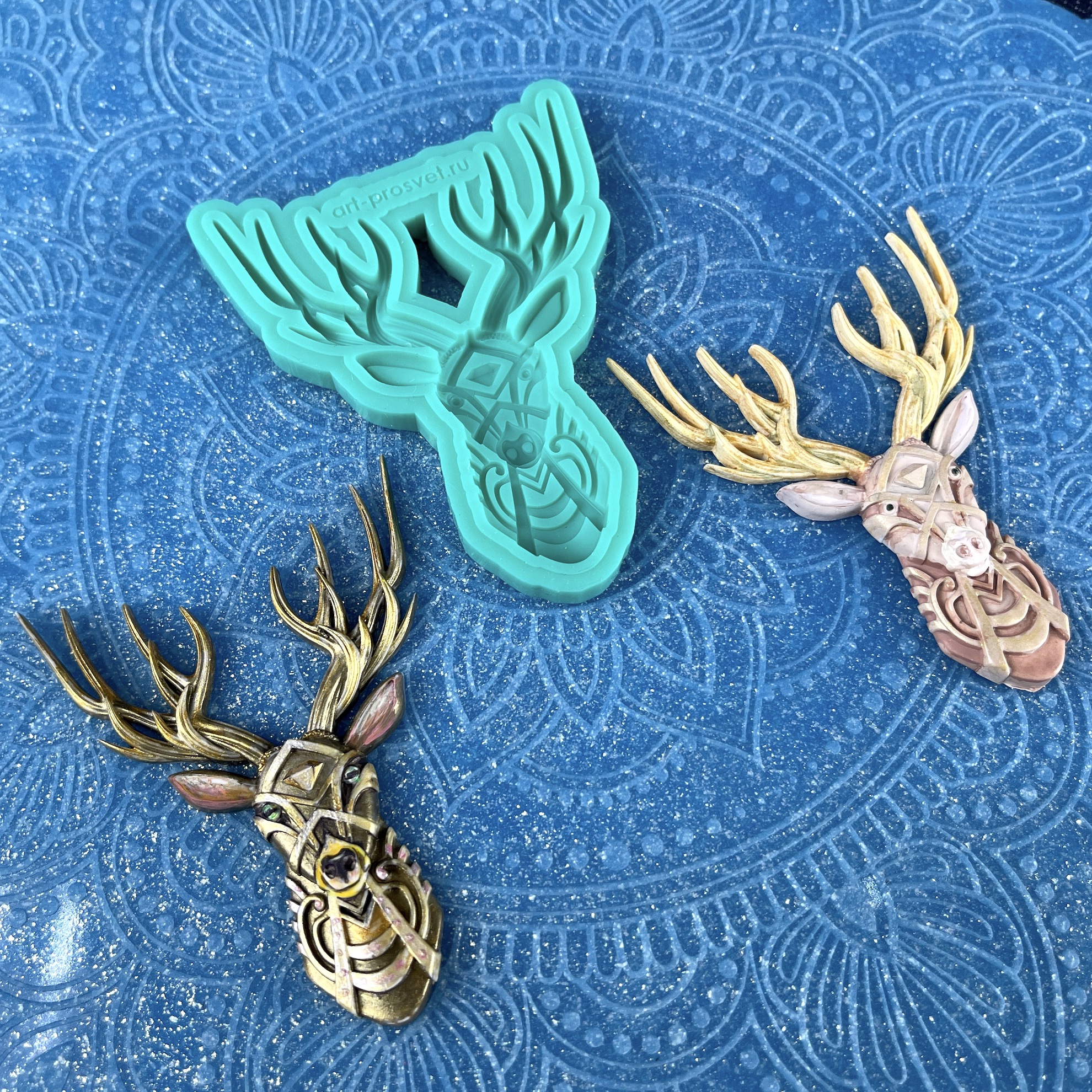 Молд "Этнический олень" (M)