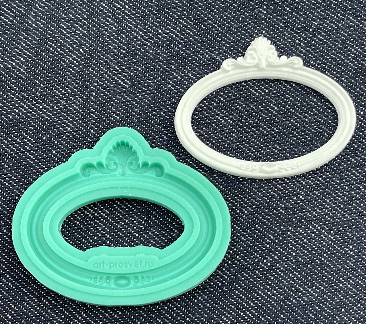 Молд рамка "Овальная простая" (S)