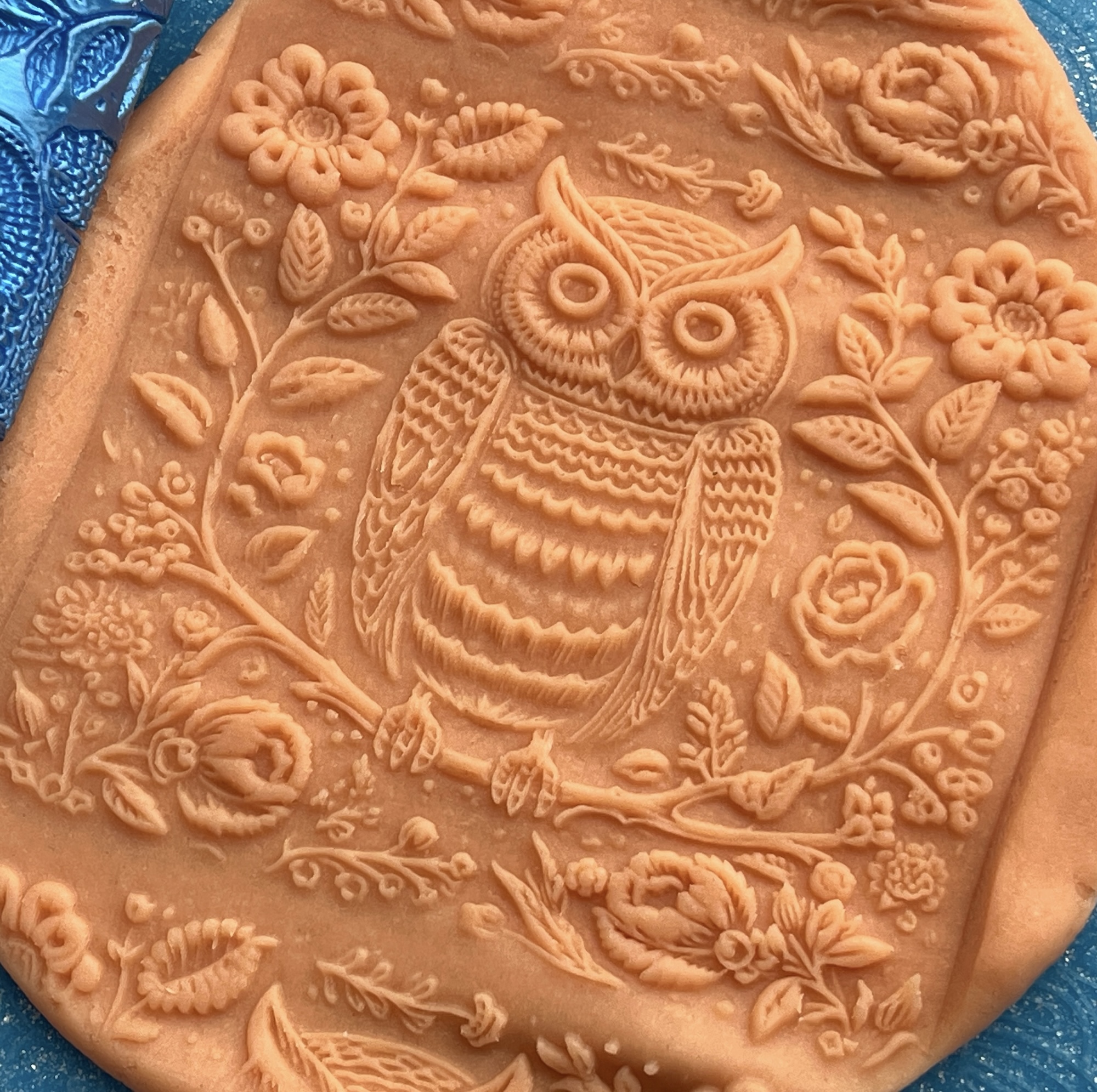 Текстурный ролик (скалка) "Сова" (L) OUT, площадь 100x100 мм