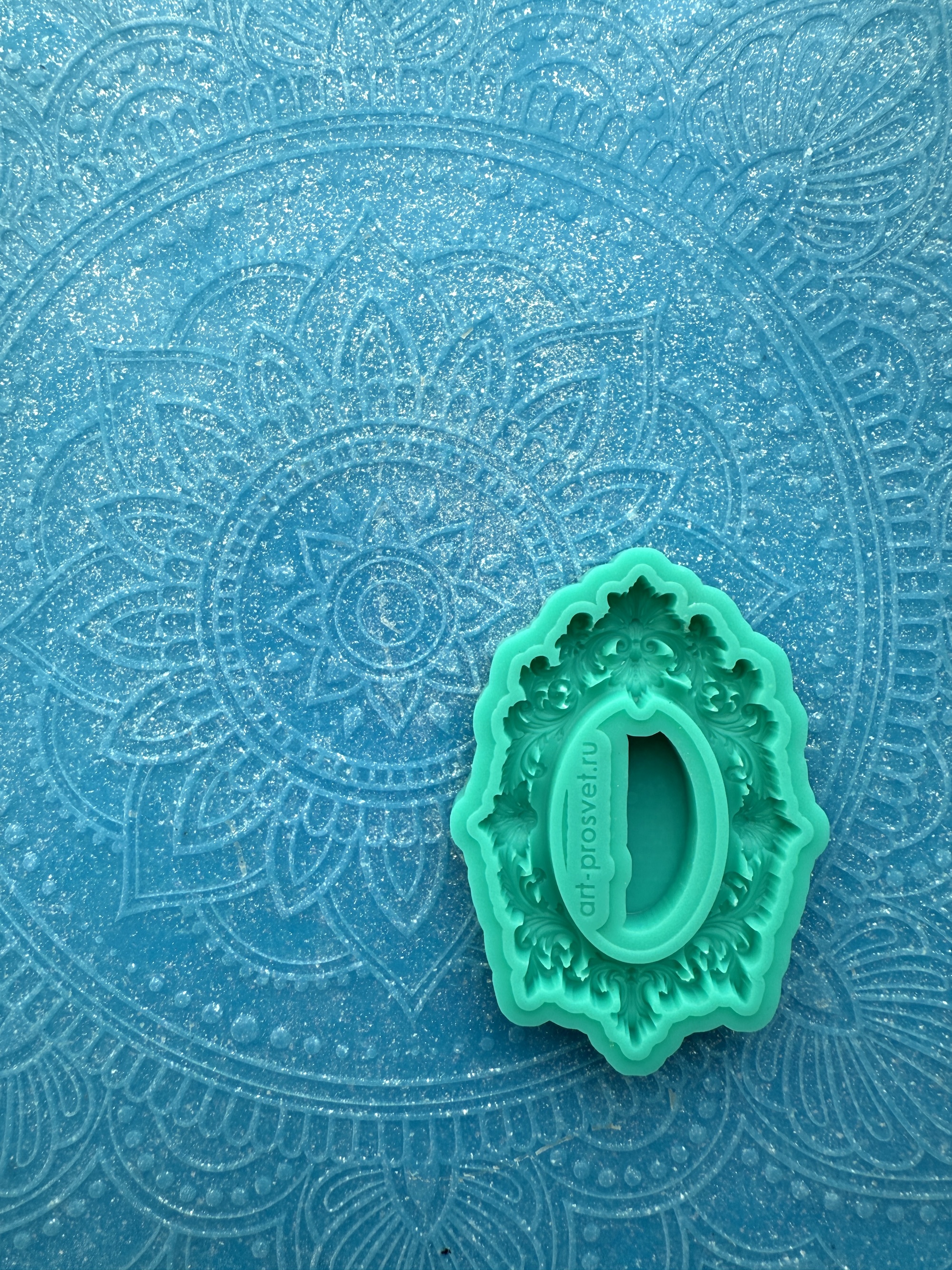 Молд "Новая барочная рамка" (S)