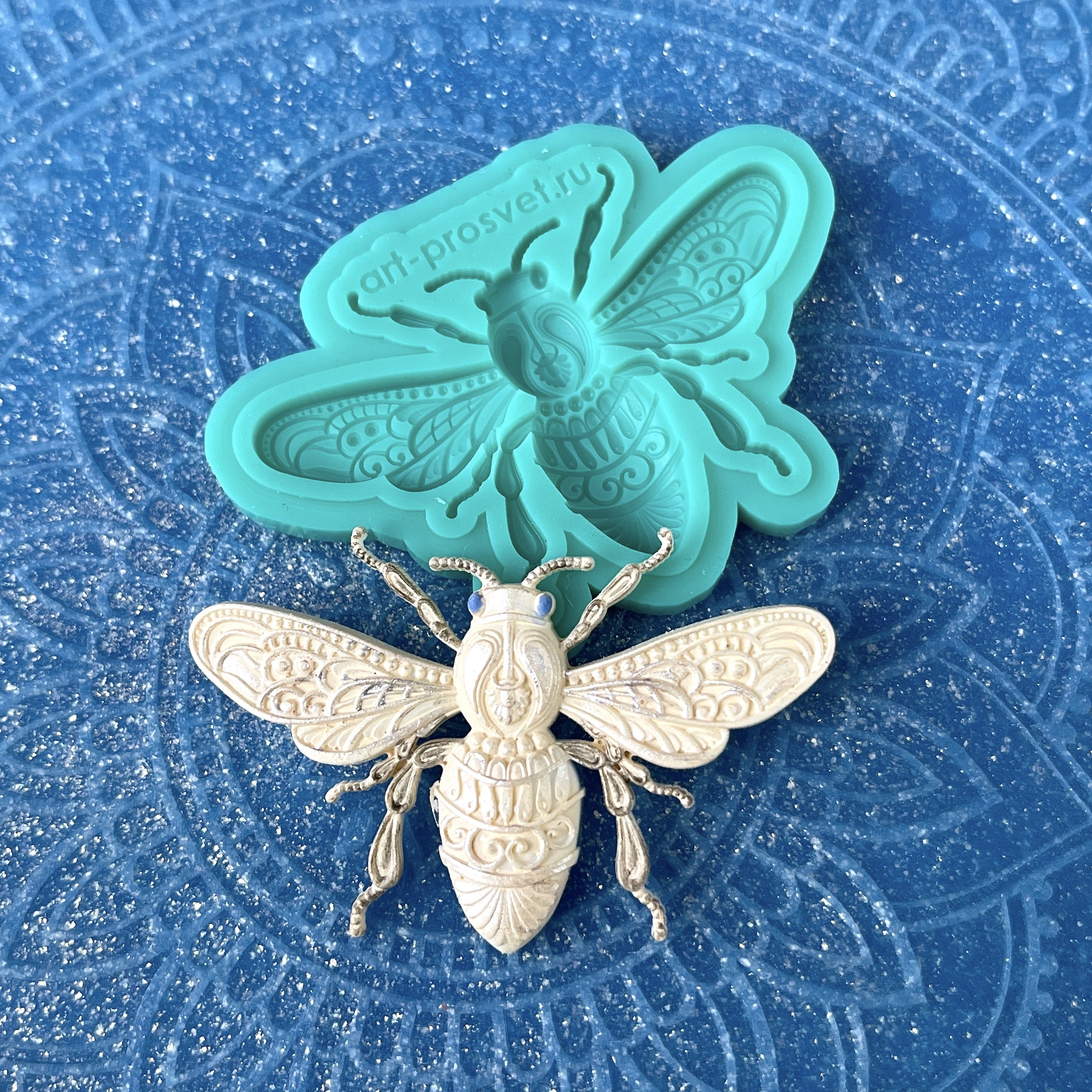 Молд "Этническая пчела 1" (S)