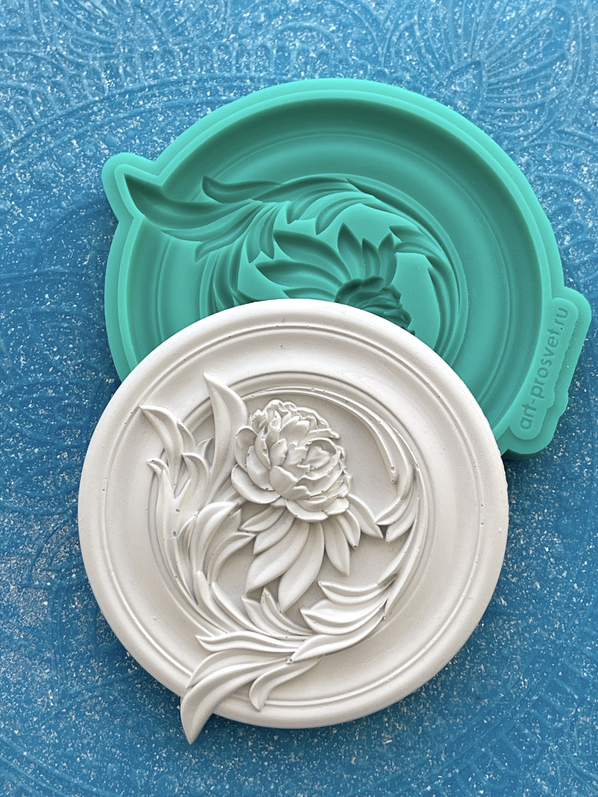 Молд "Тарель с пионом 1" (M)