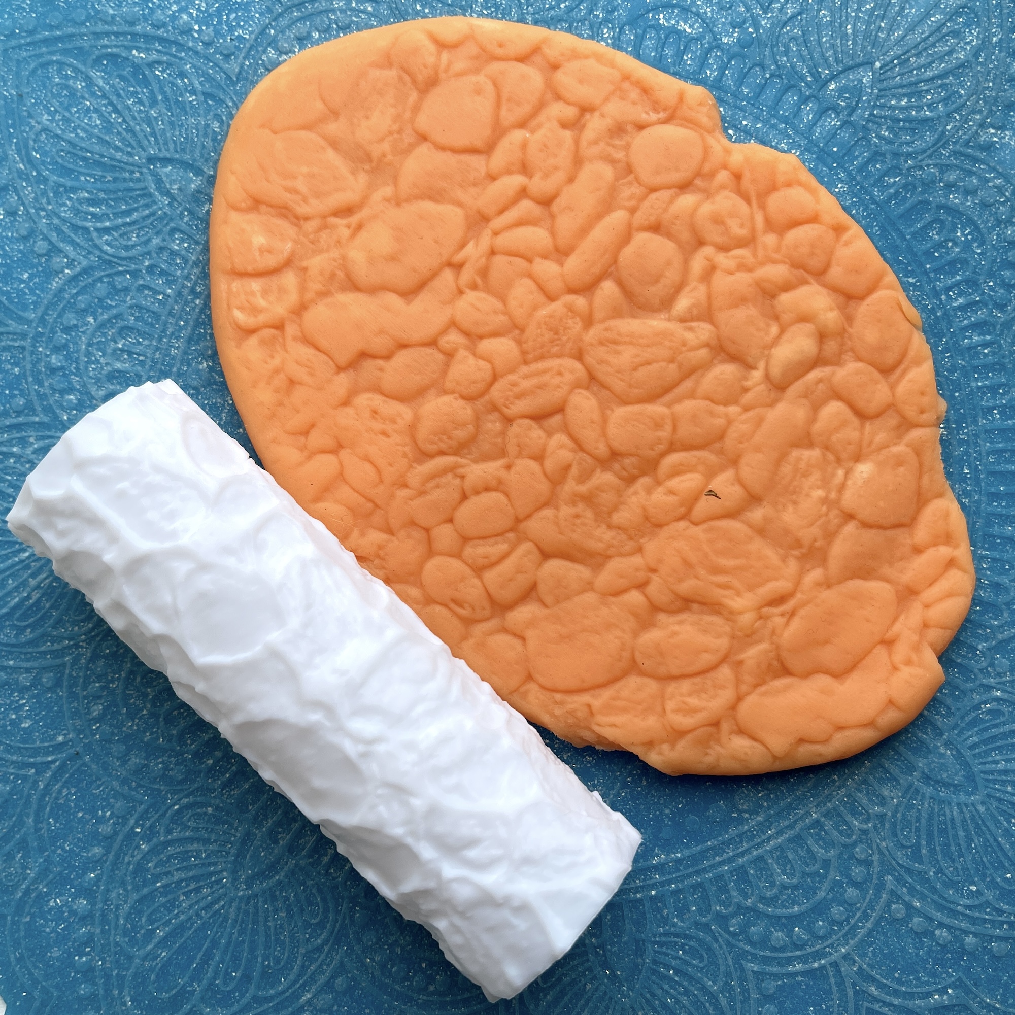 Текстурный ролик (скалка) "Камни" (L), площадь 100x100 мм