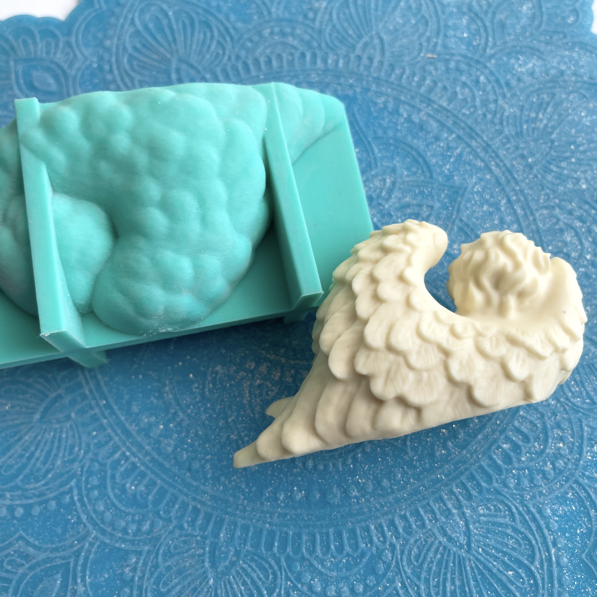 3D-молд "Спящий ангел в крыльях" (L)