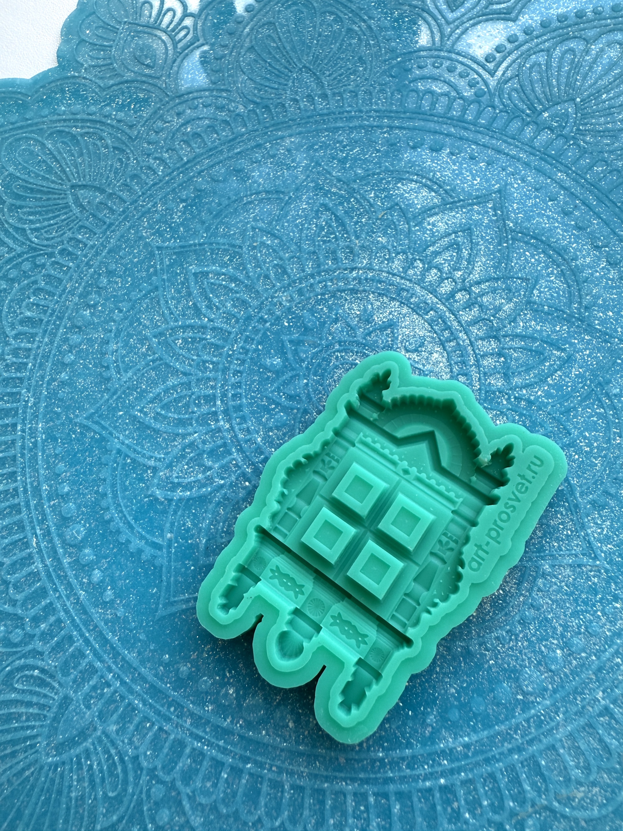 Молд "Наличник с квадратным окном 1" (S)