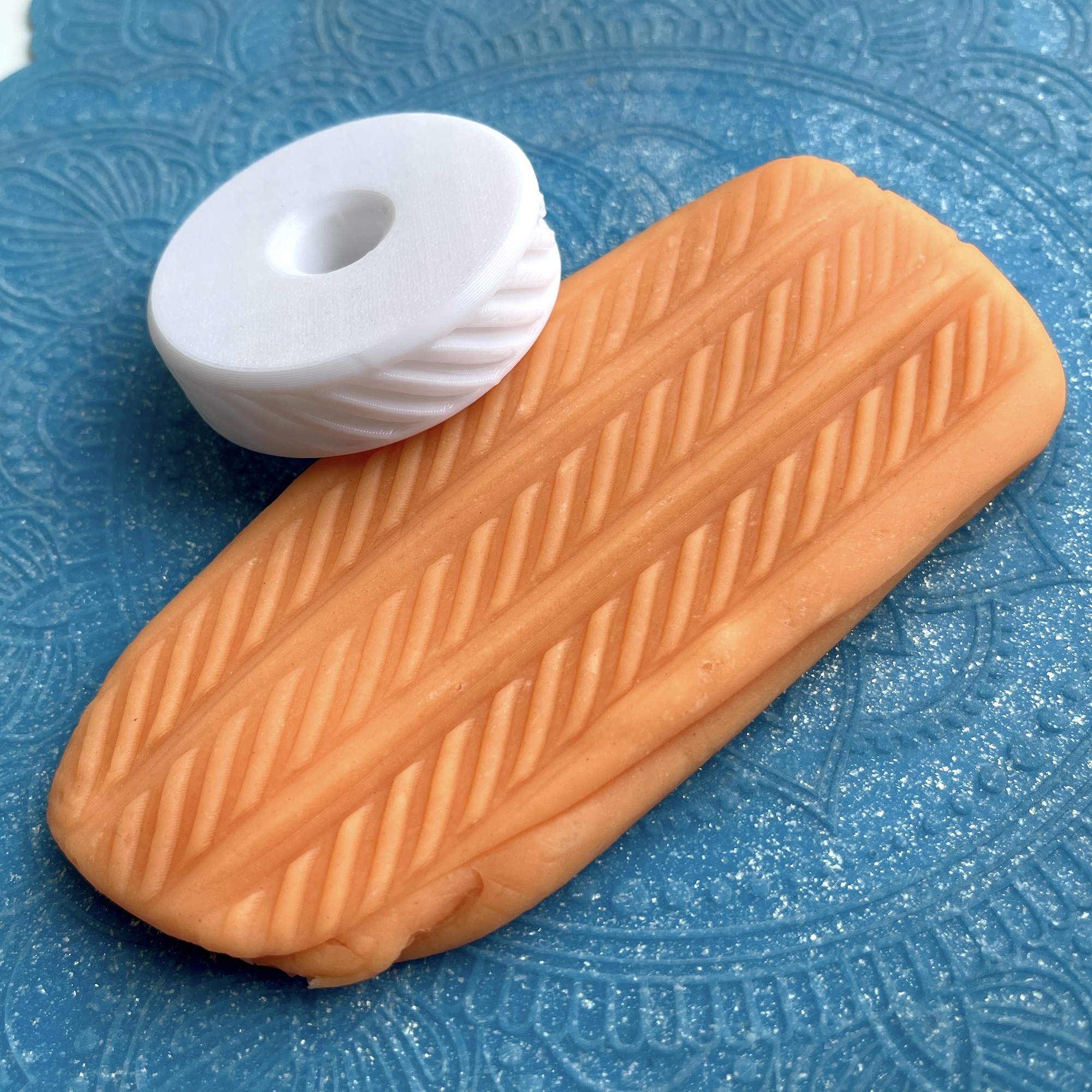 Текстурный ролик (скалка) "Плетенка 2" (XL), площадь 14x150 мм