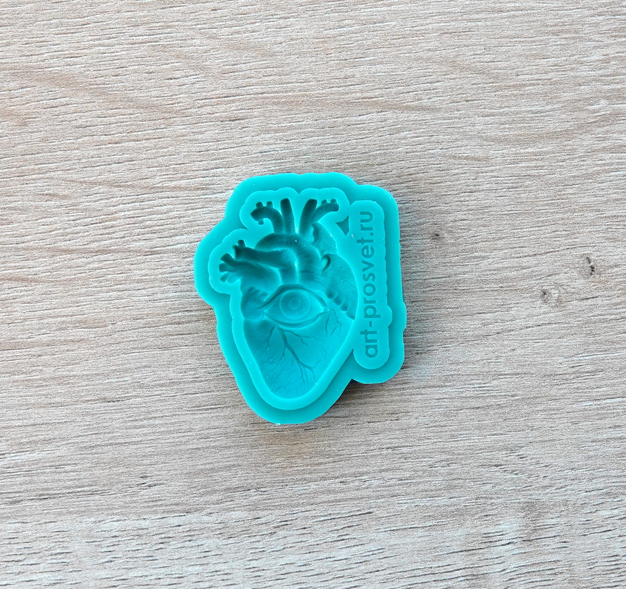 Молд "Сердце с оком" (XS)