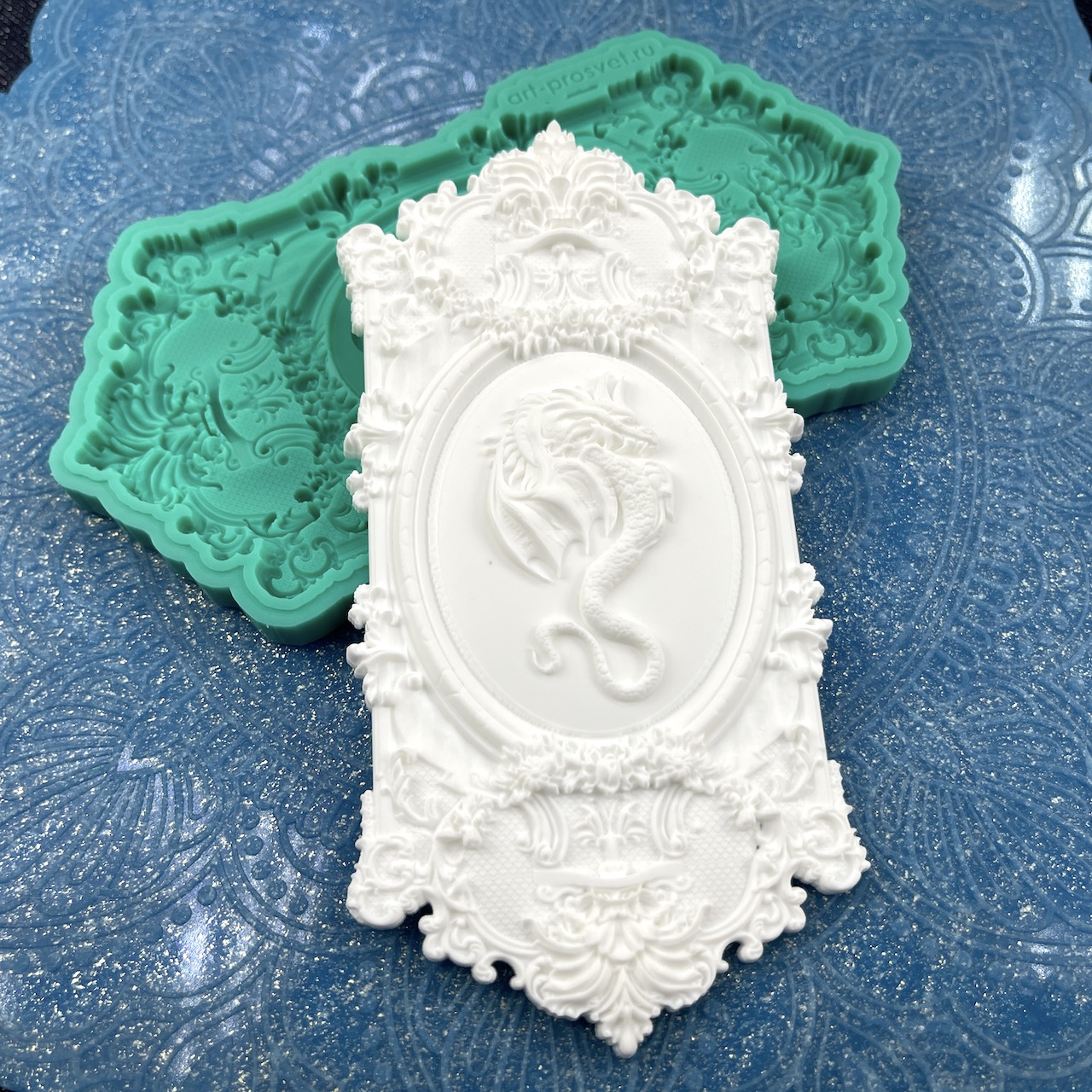 Молд "Панно с драконом" (XL)