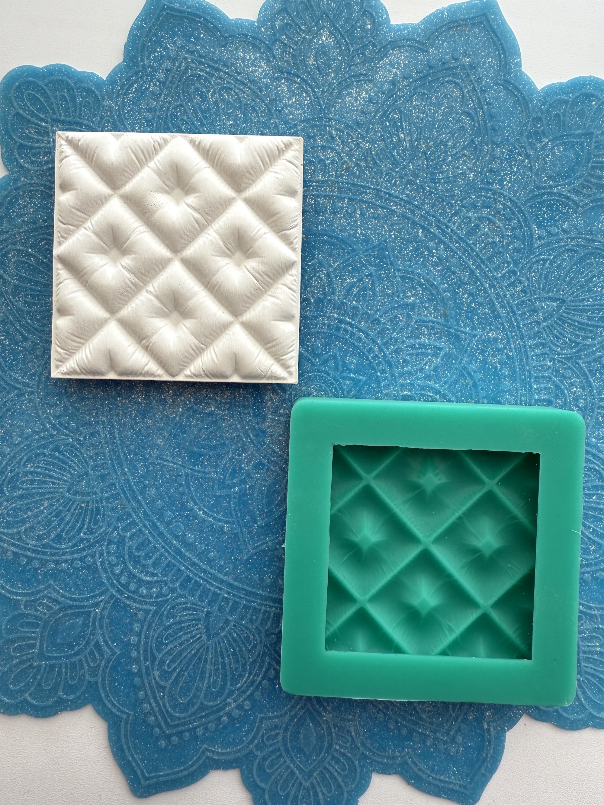 Молд крышка для "Стёганое кашпо куб" (L)