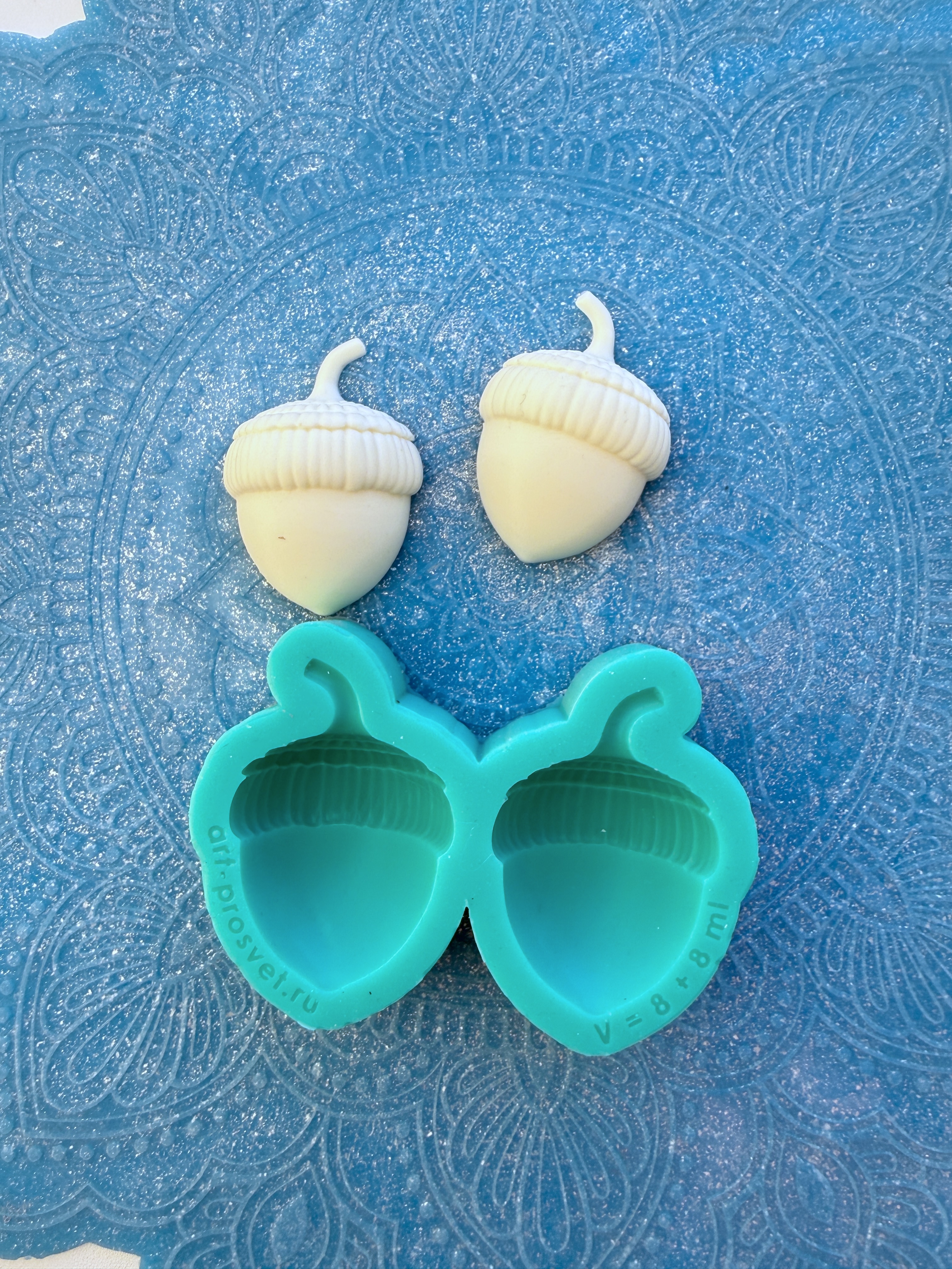 Молд "Желуди" (S)