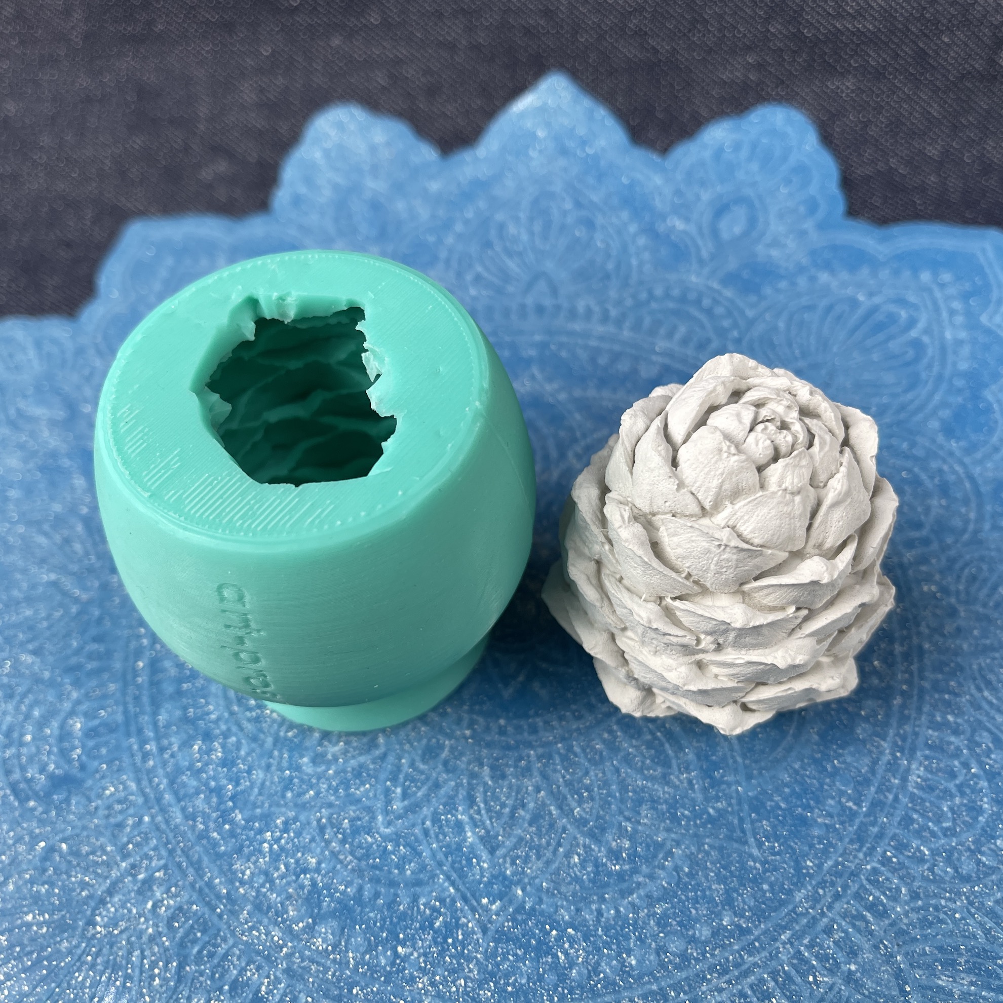 3D-молд "Кедровая шишка 3" (S)