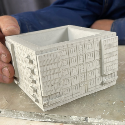 (ПРЕДЗАКАЗ) 3D-молд кашпо "Панельная пятиэтажка 1" (L)