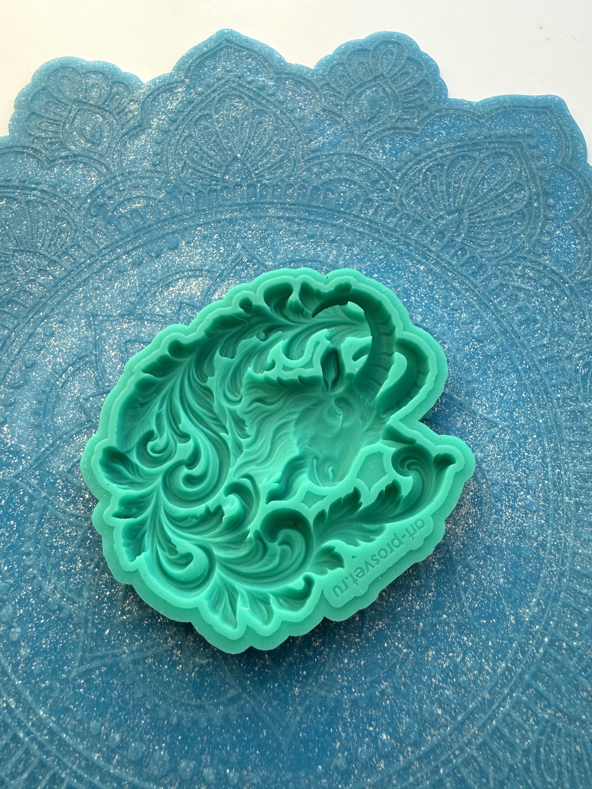 Молд "Коза в узорах" (M)