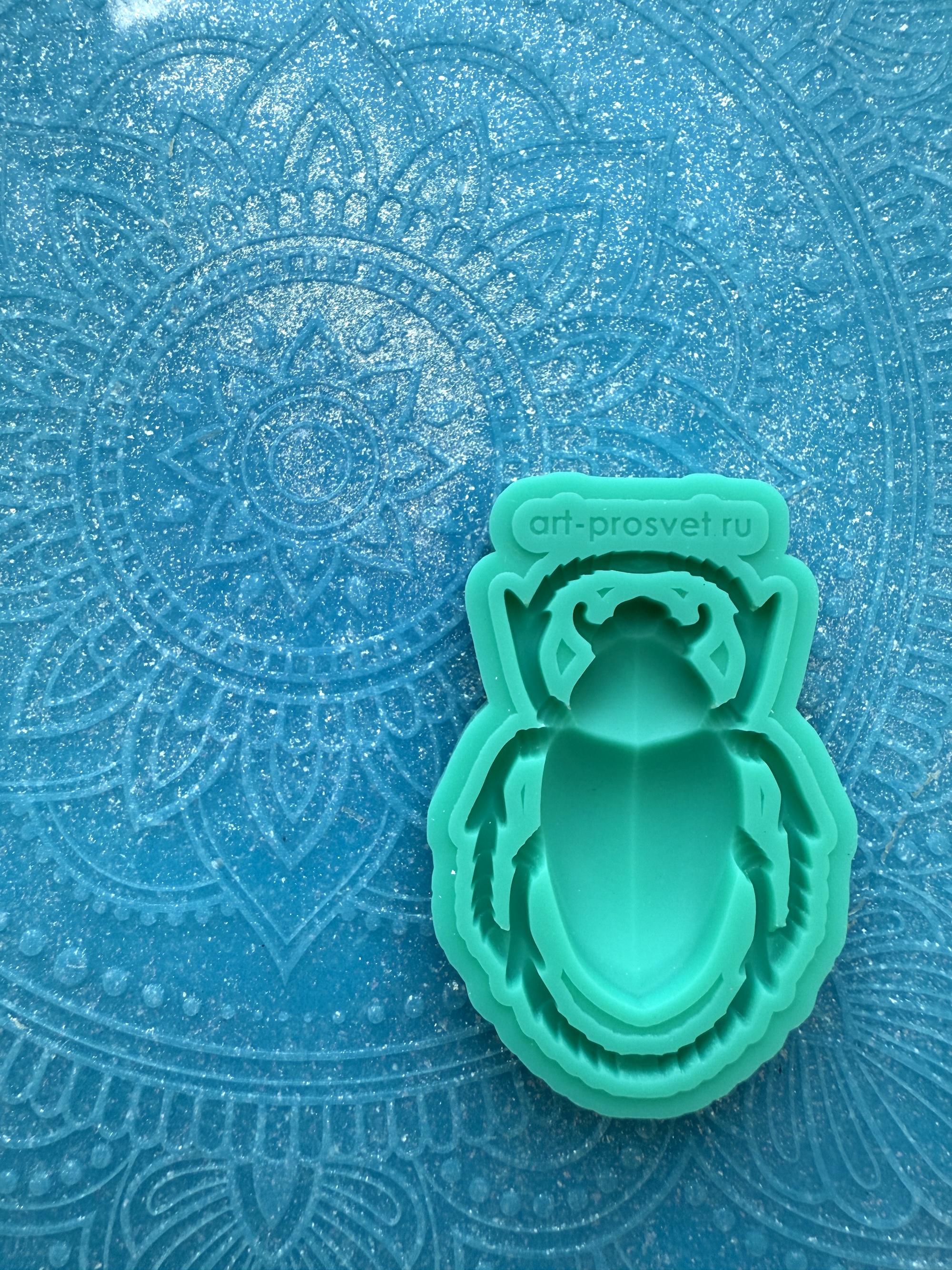 Молд "Жук-скарабей" (S)