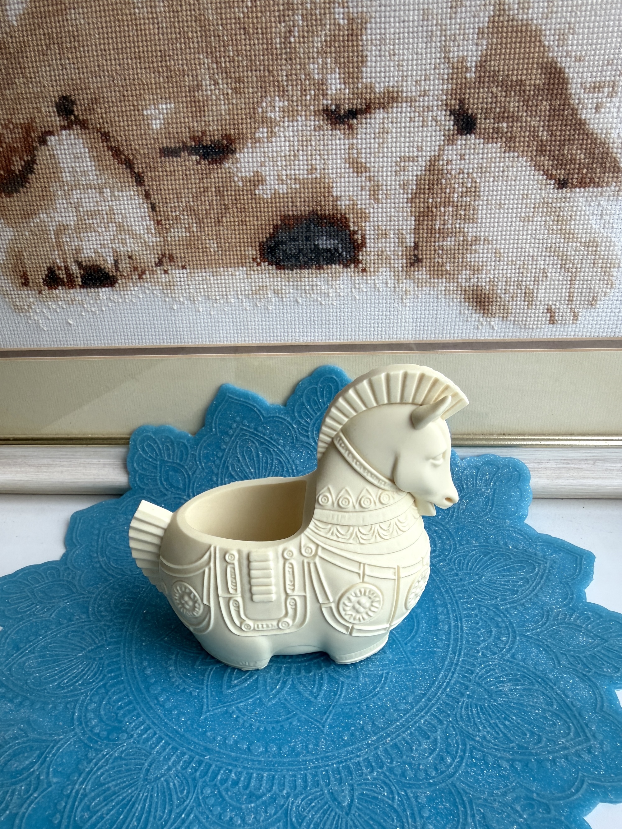 3D-молд "Кашпо-чарка Лошадка 1" (L)