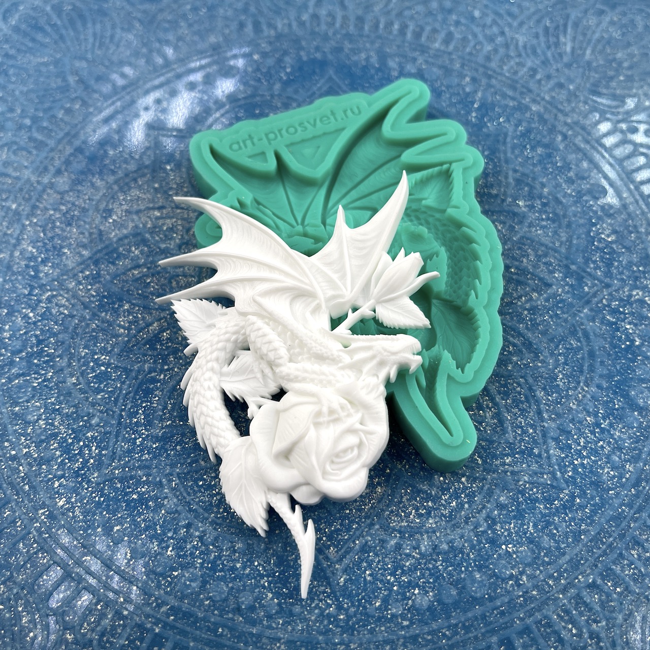 Молд "Дракон на розе" (M)