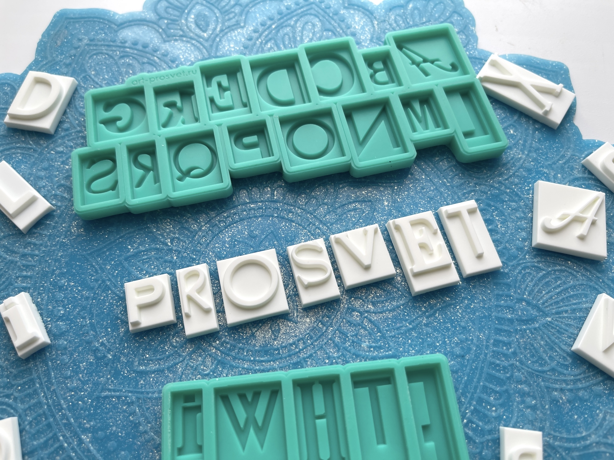 Молд алфавит "Типографские литеры" латинский (S)