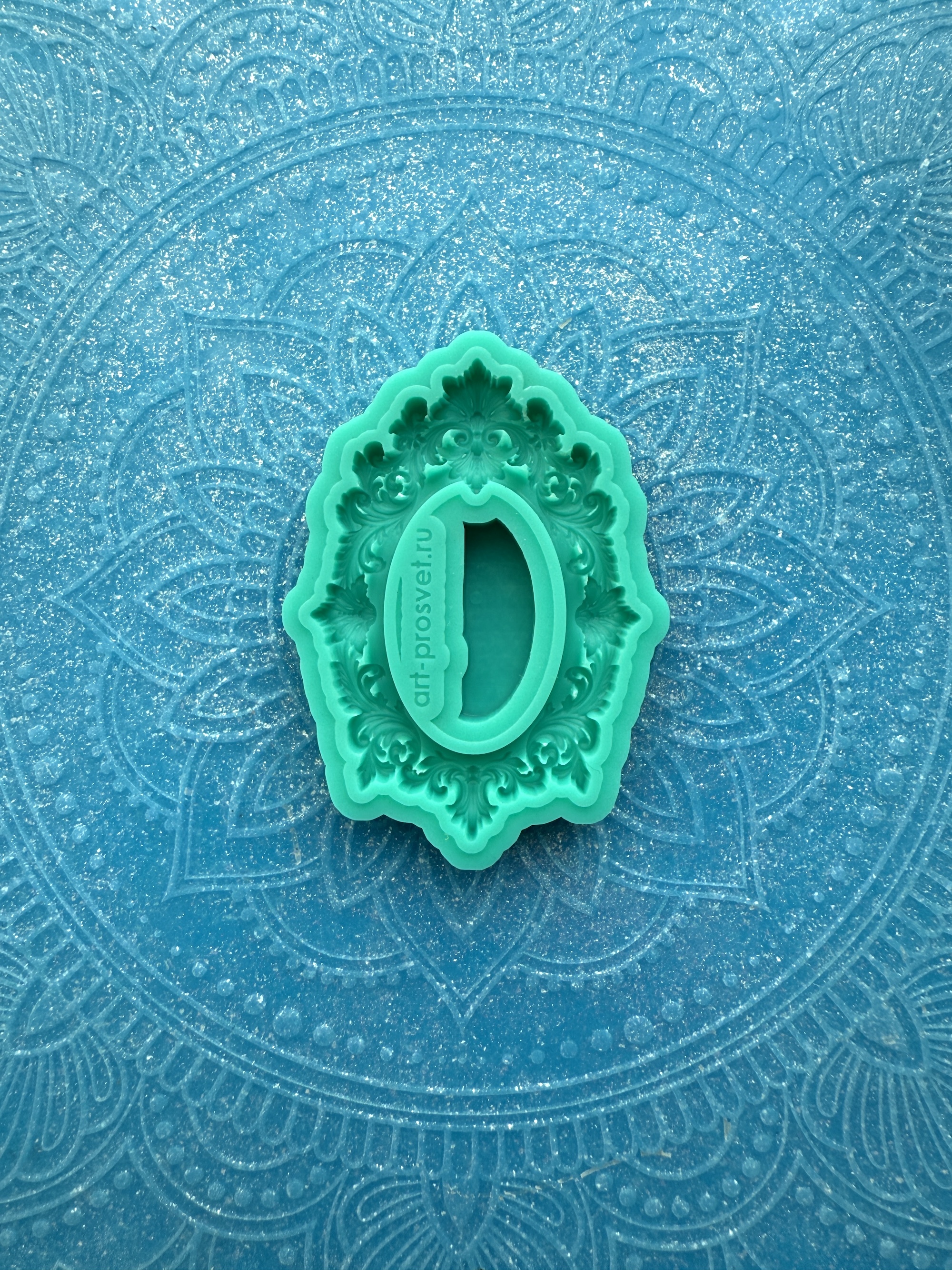 Молд "Новая барочная рамка" (S)