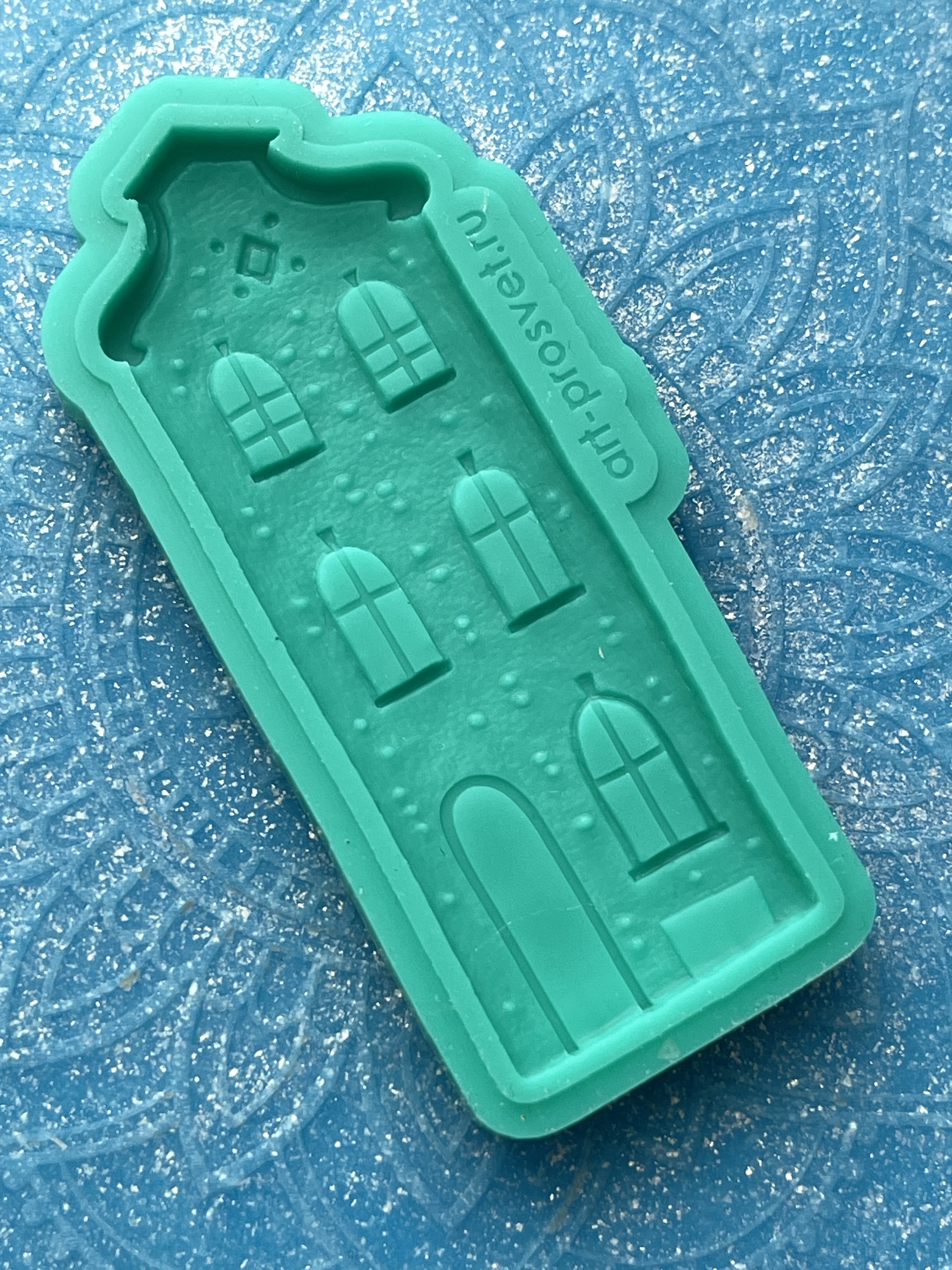 Молд "Домик 7" (M)