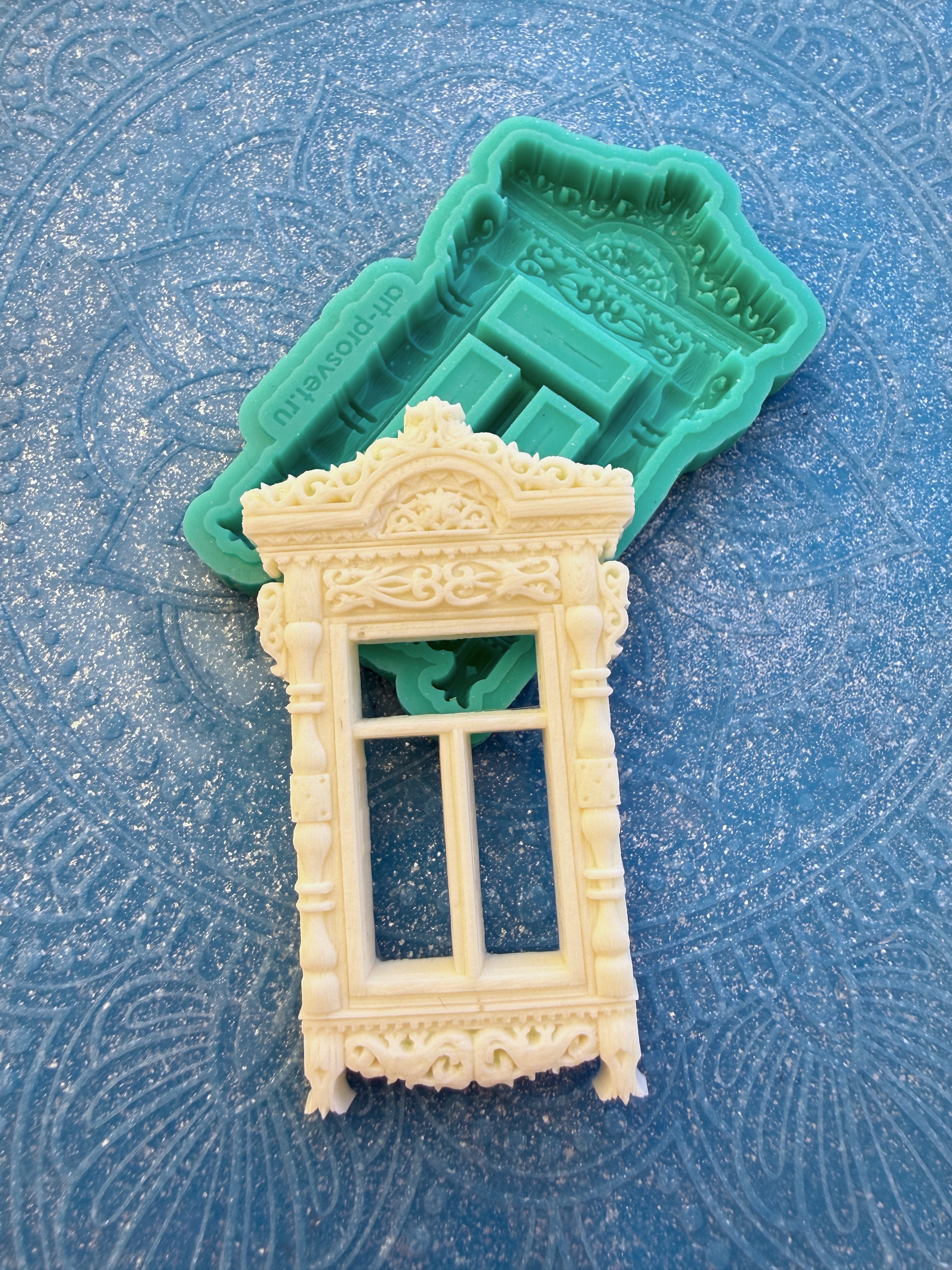 Молд "Старый русский наличник" (M)