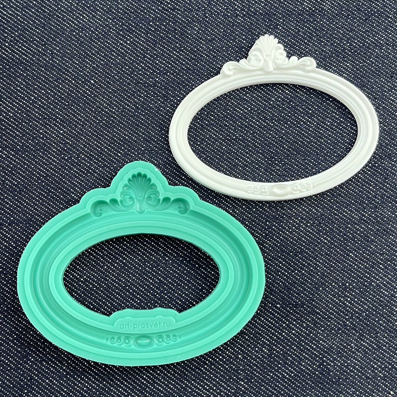 Молд рамка "Овальная простая" (M)