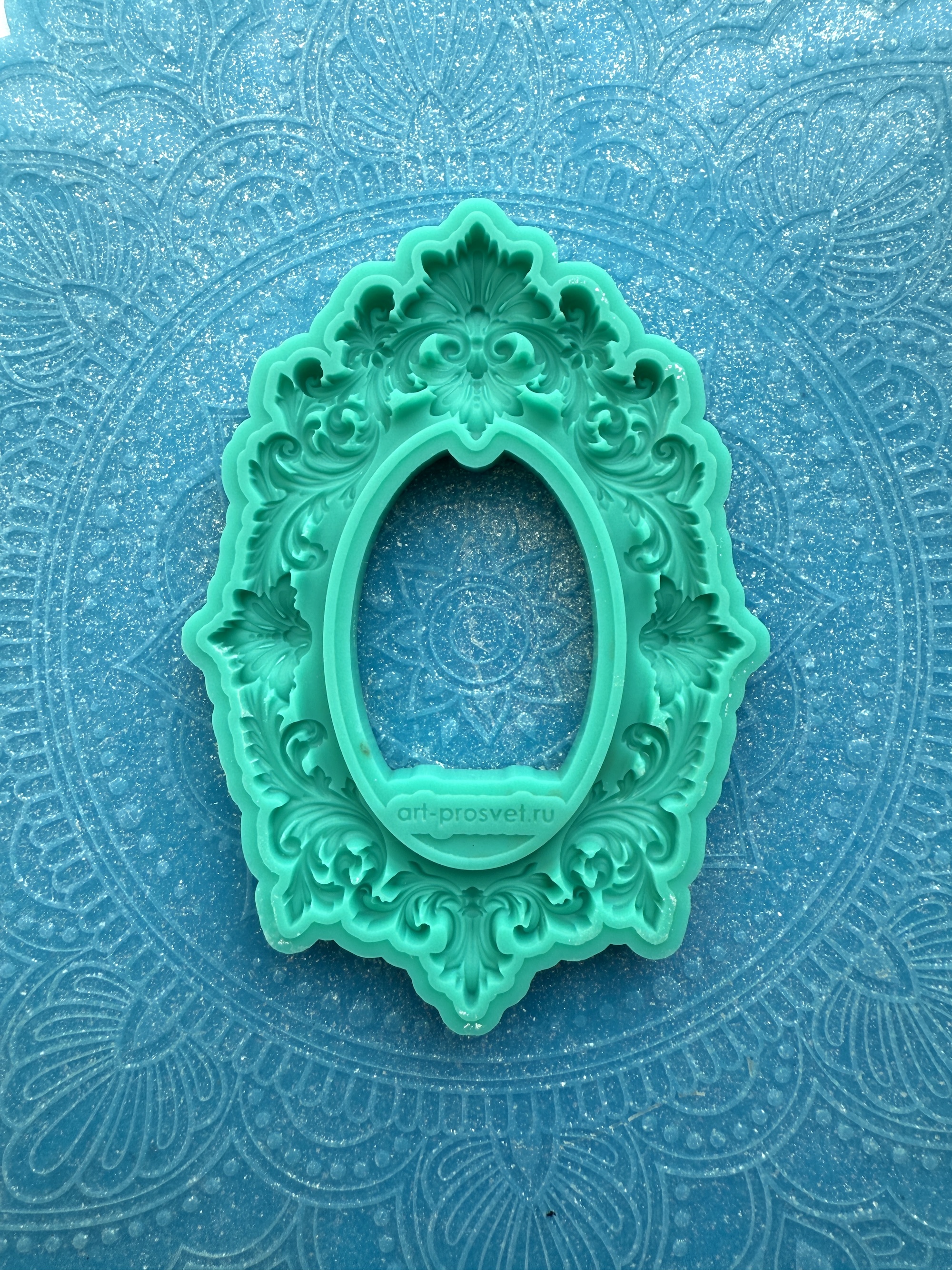 Молд "Новая барочная рамка" (L)