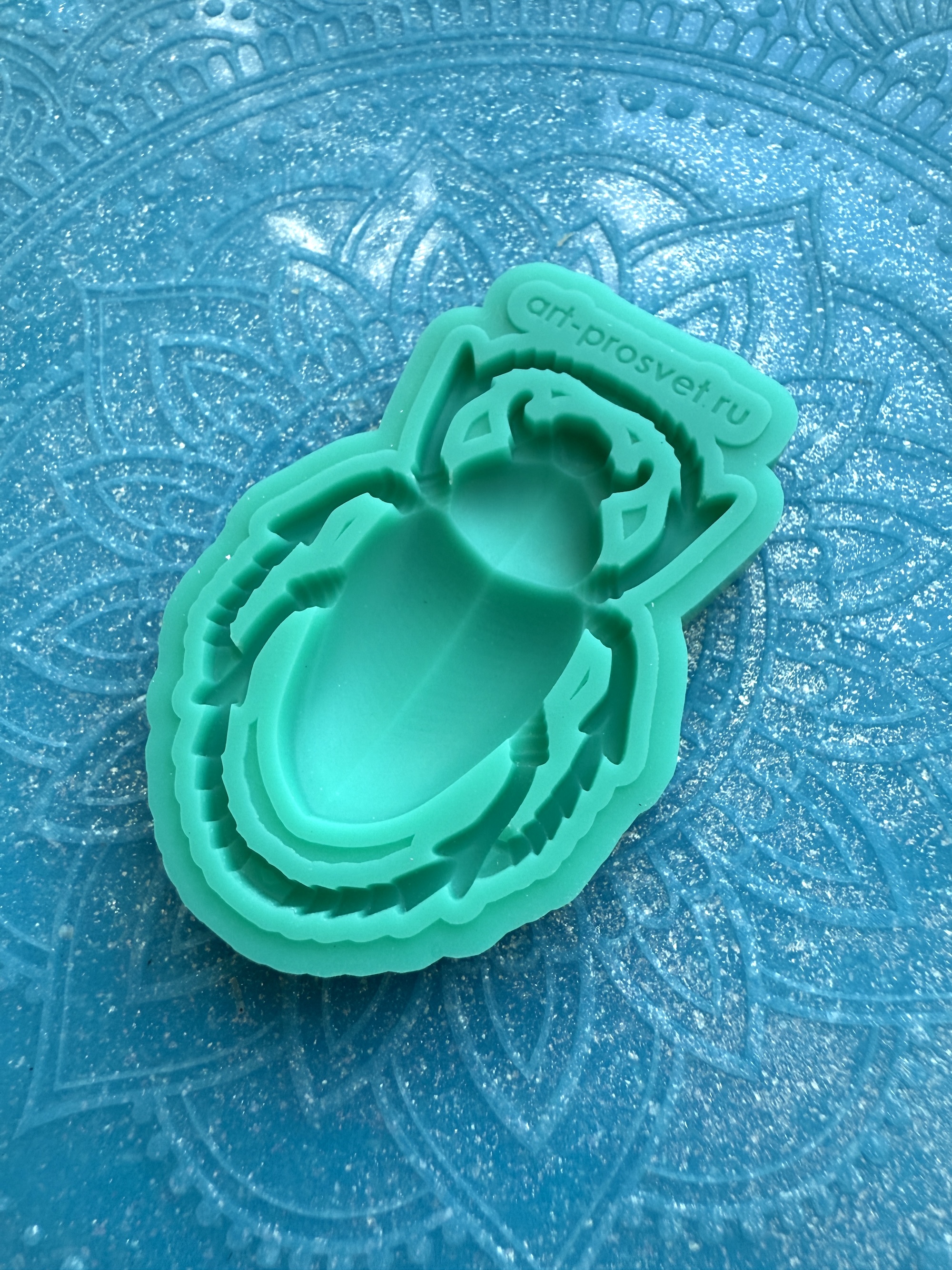 Молд "Жук-скарабей" (S)