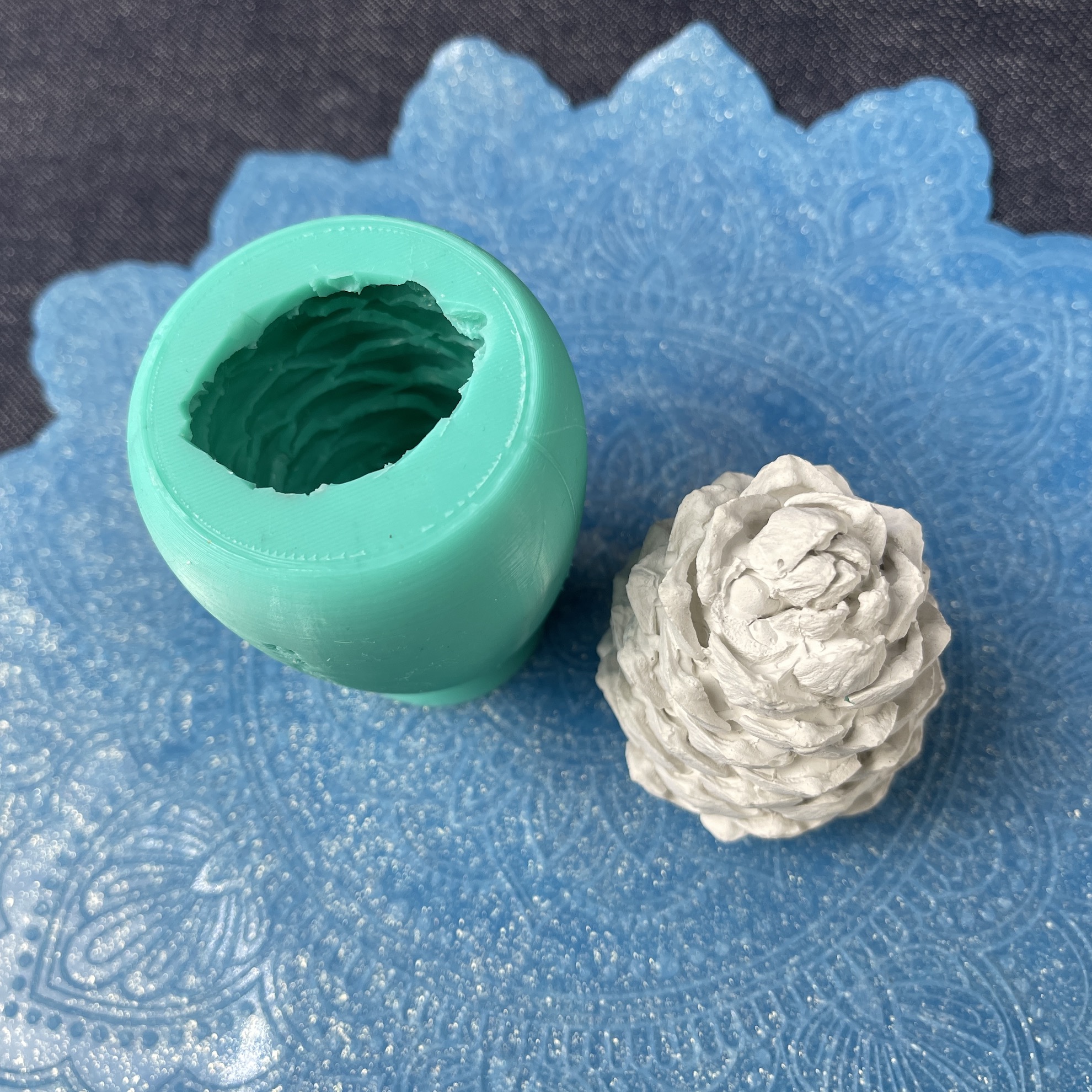 3D-молд "Кедровая шишка 2" (M)