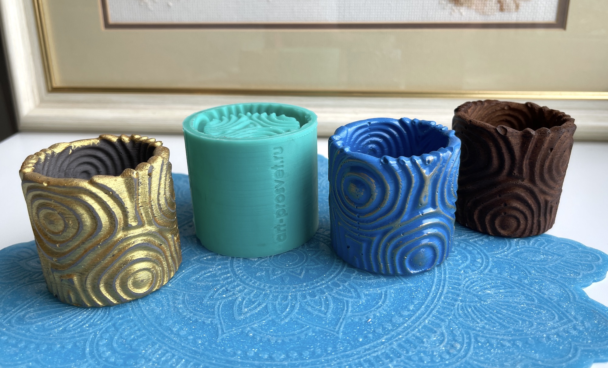 3D-молд  "Цилиндрическое кашпо с абстракцией Кольца" (S)