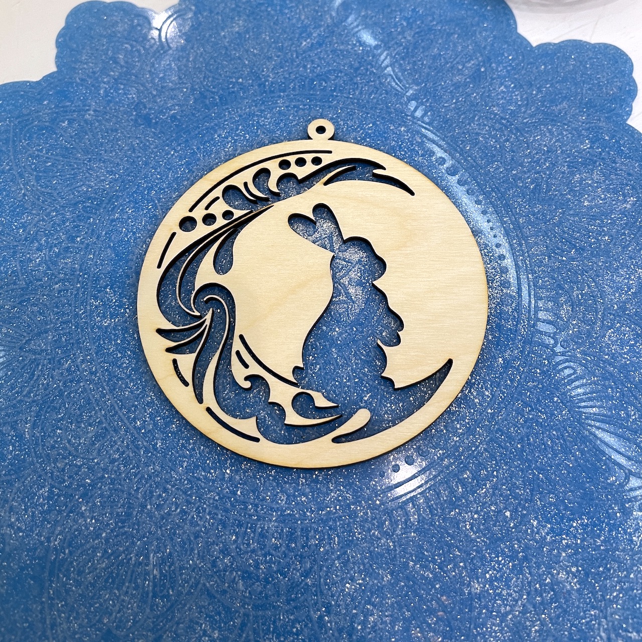 Ёлочная игрушка "Лунный заяц"