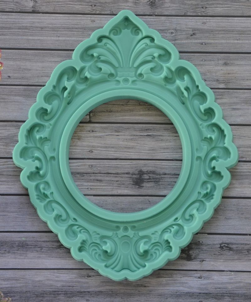 Молд "Круглая рамка в стиле барокко" большая