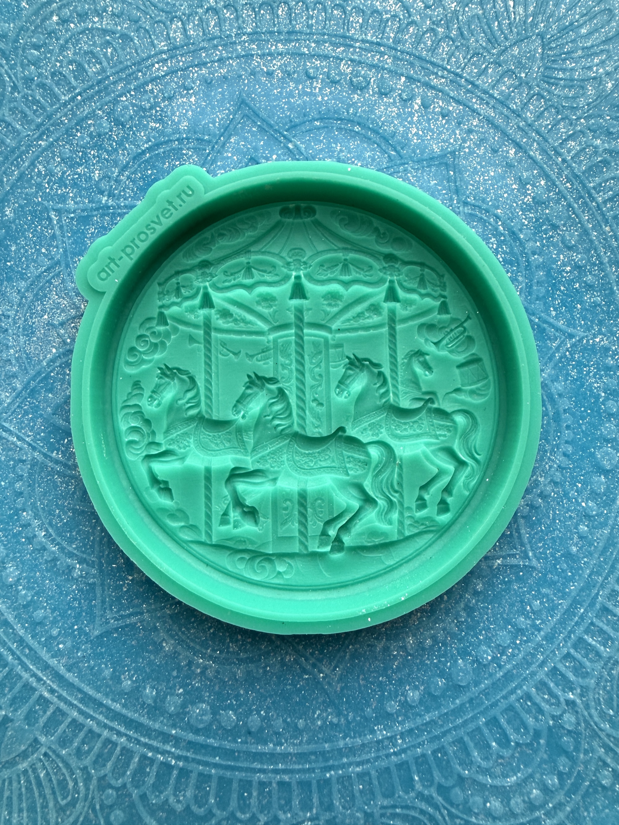 Молд панно "Карусель с лошадками" (M)