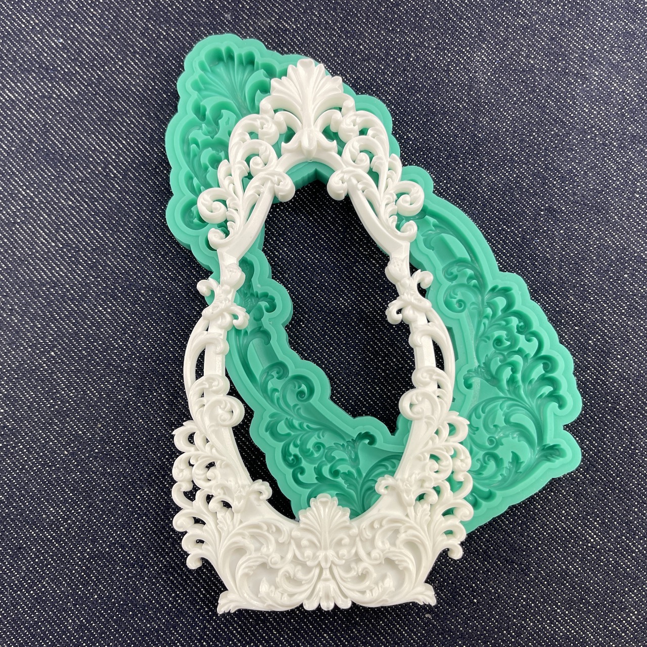 Молд рамка "Воздушная" (XL)