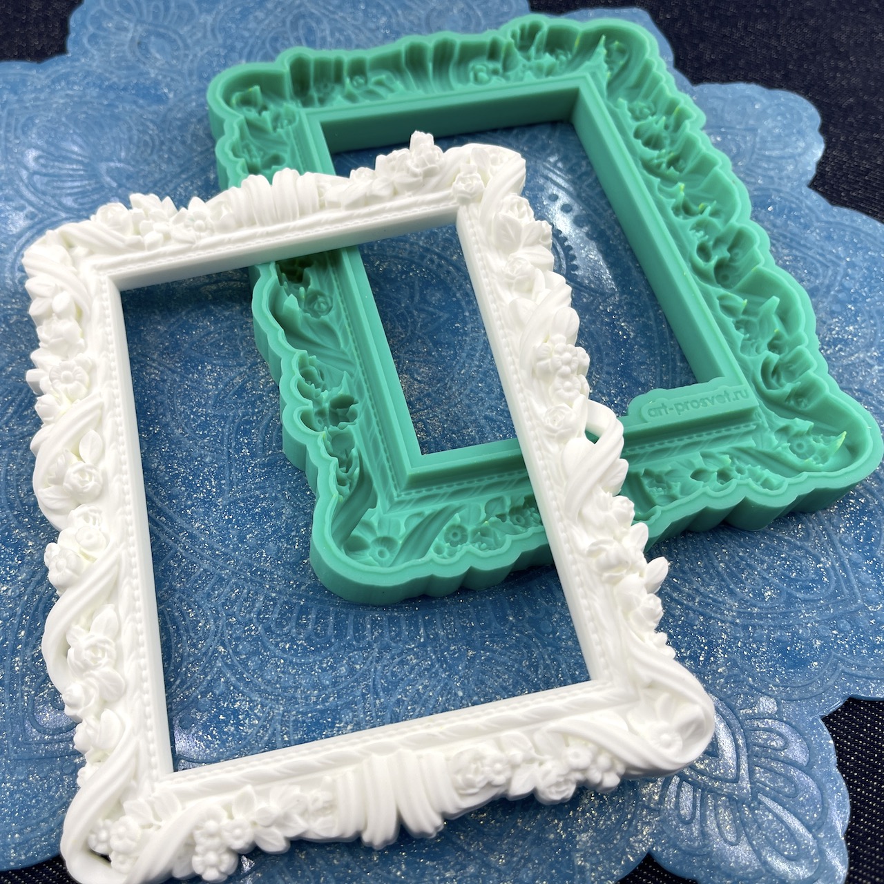 Молд рамка "С розами в лентах" (XL)