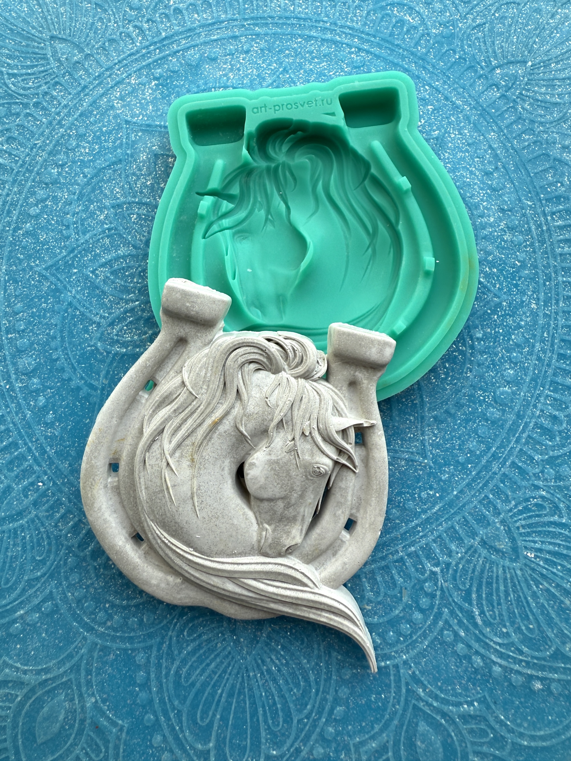 Молд панно "Лошадь в подкове 1" (M)