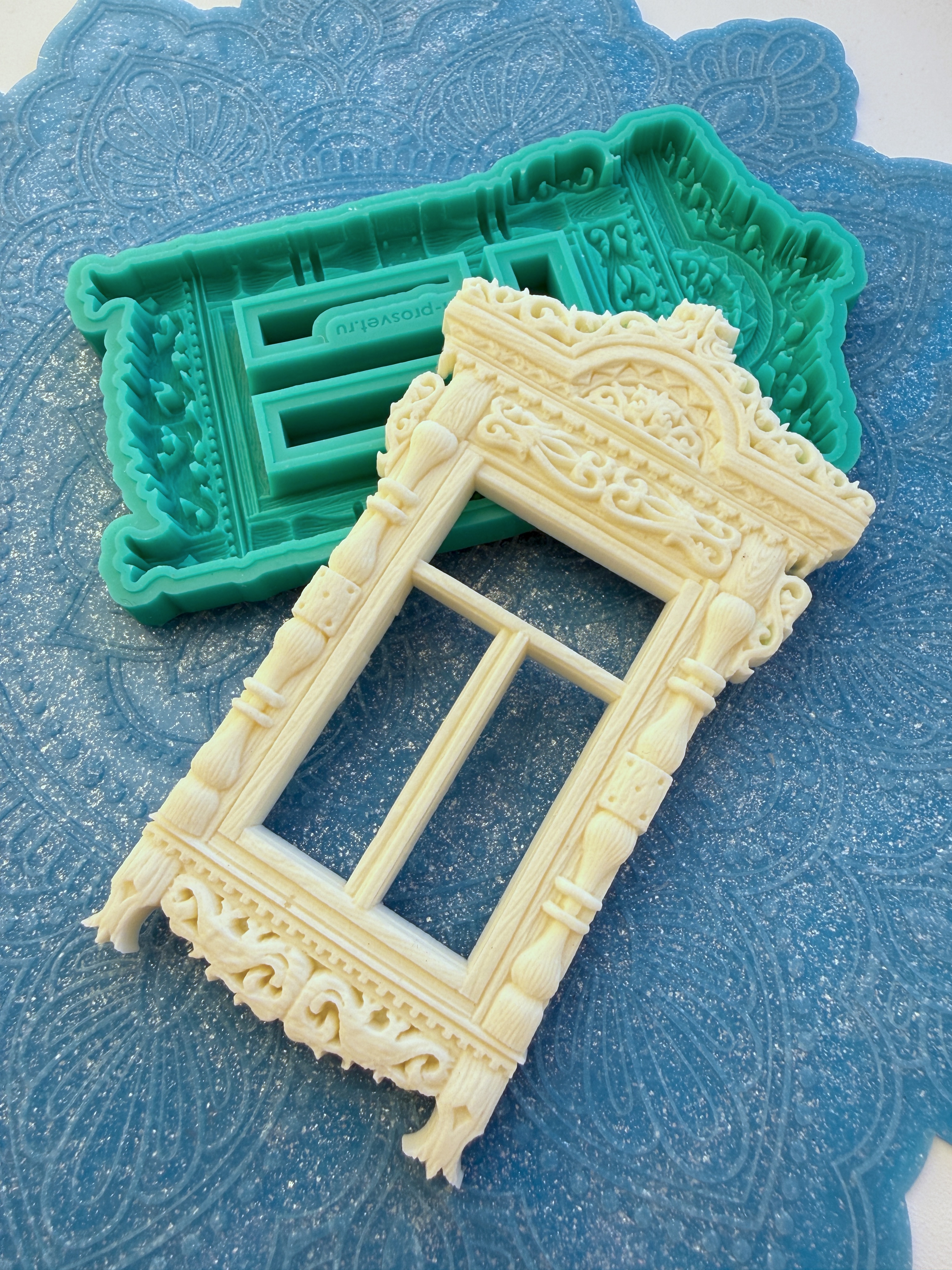 Молд "Старый русский наличник" (L)