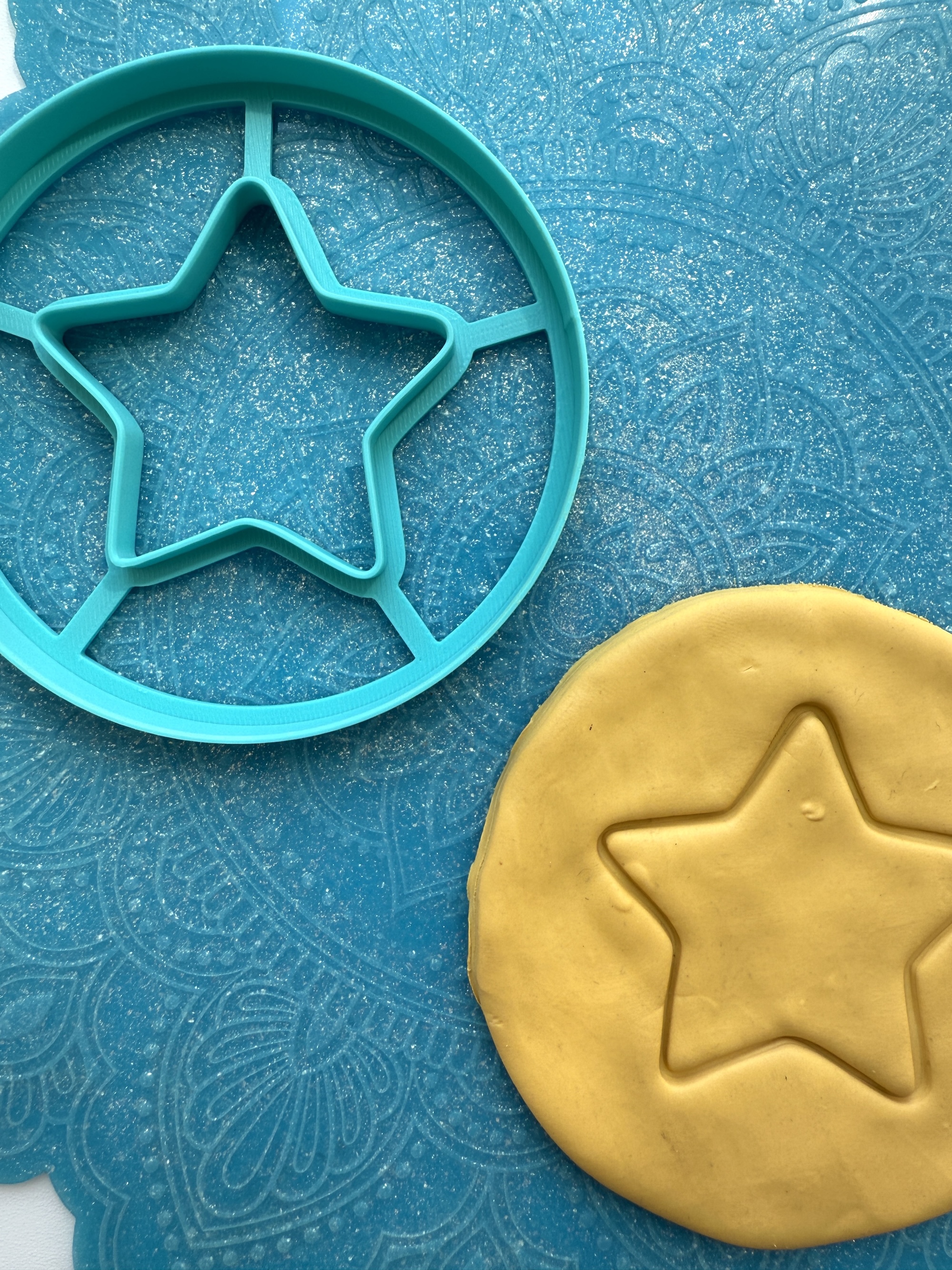 Форма-нож для теста, мастики, глины, по мотивам Игры в кальмара "Звезда"