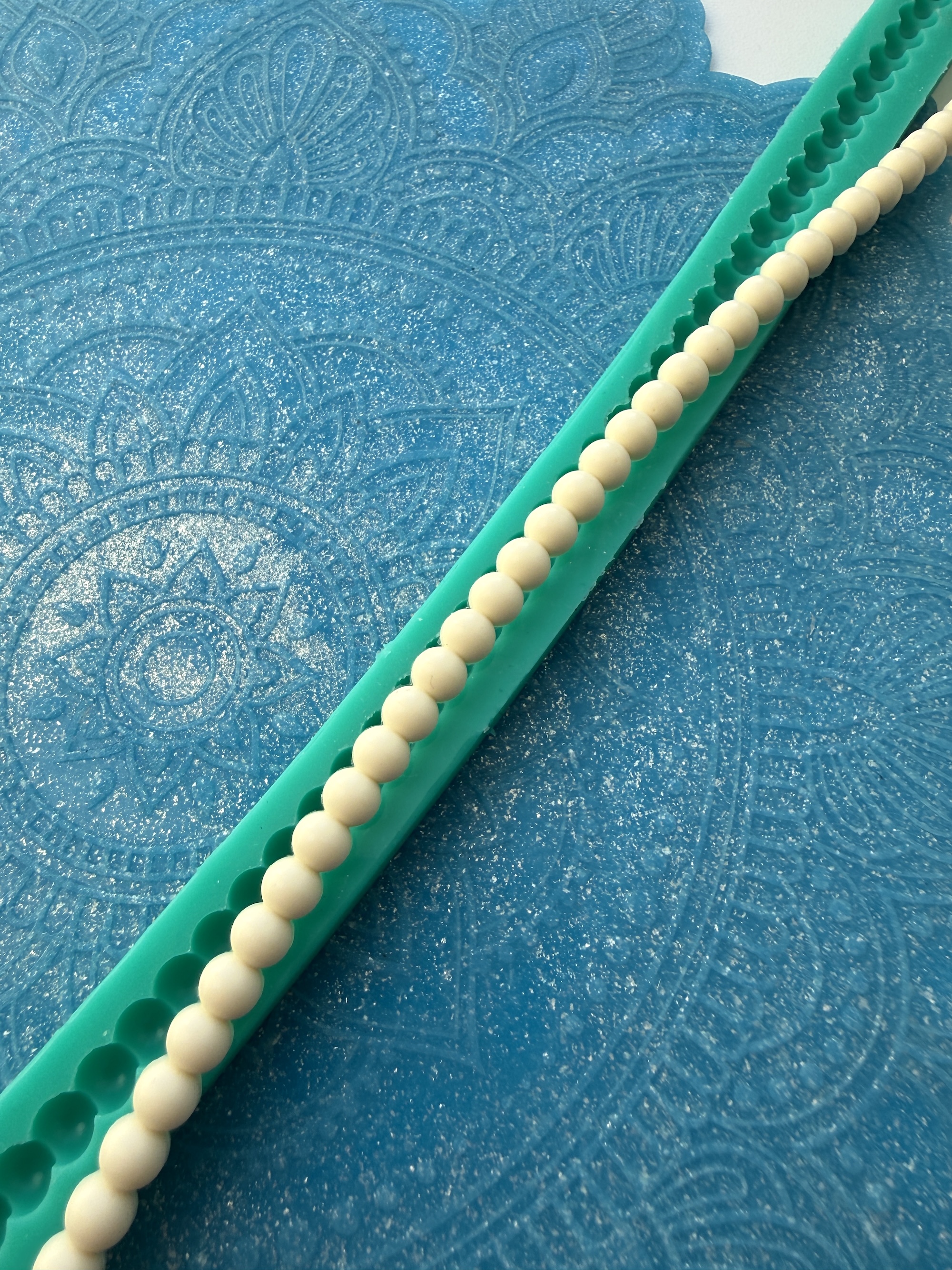 Молд бордюр "Жемчужины" (XXL)