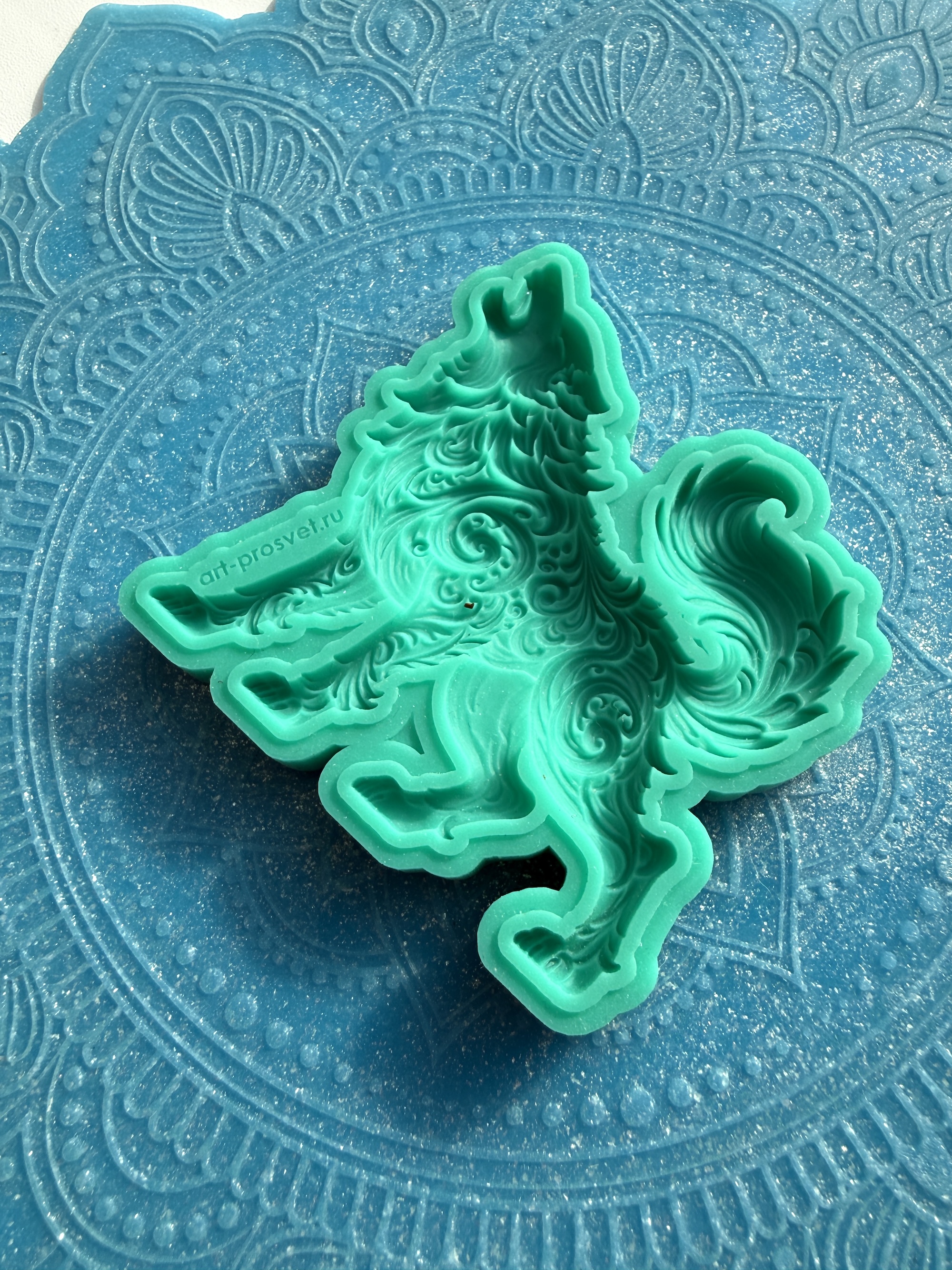 Молд "Этнический волк" (M)