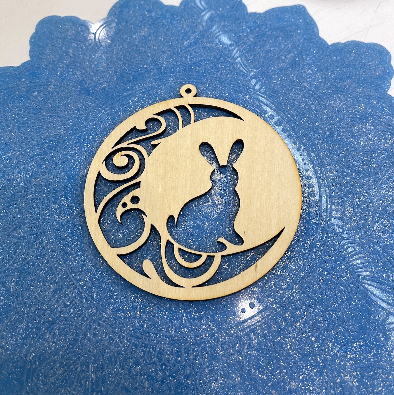 Ёлочная игрушка "Лунный заяц"