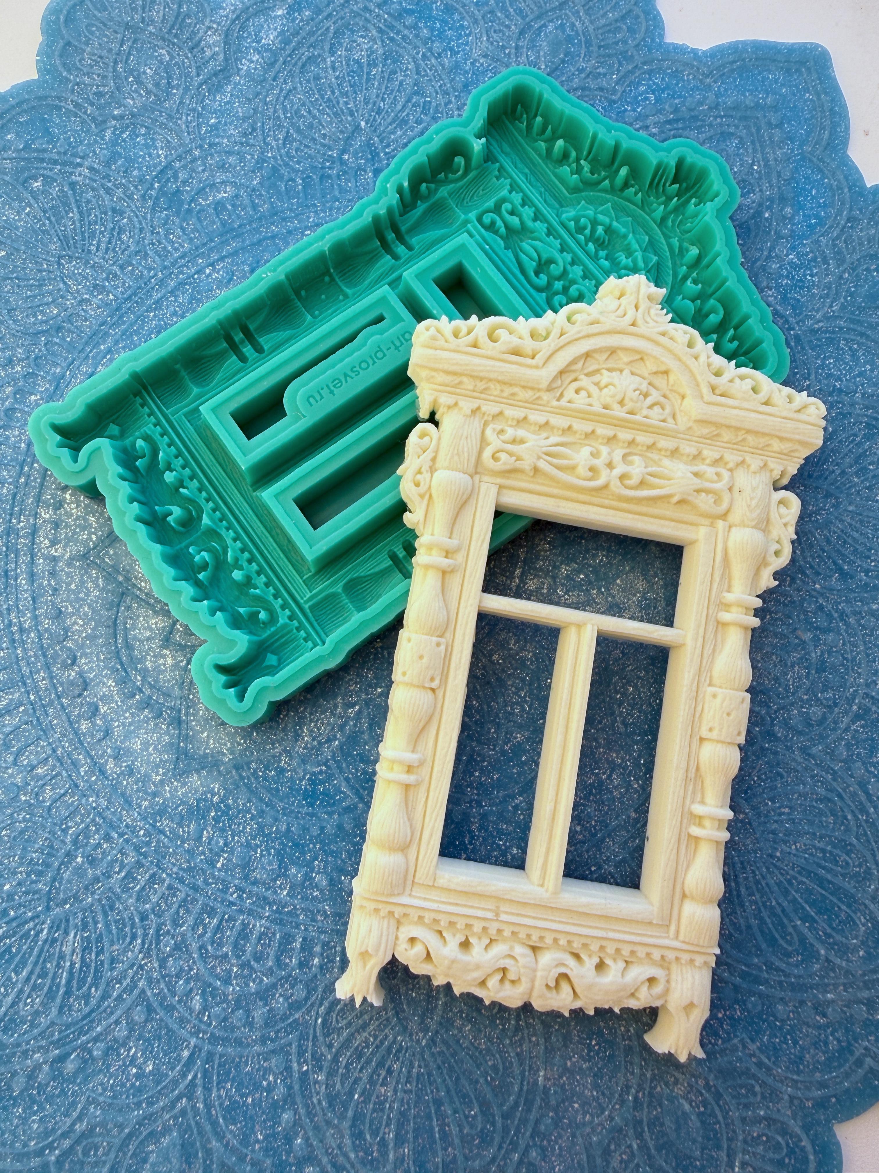 Молд "Старый русский наличник" (L)