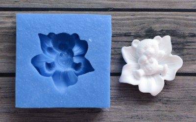 Молд "Мишка в цветке"